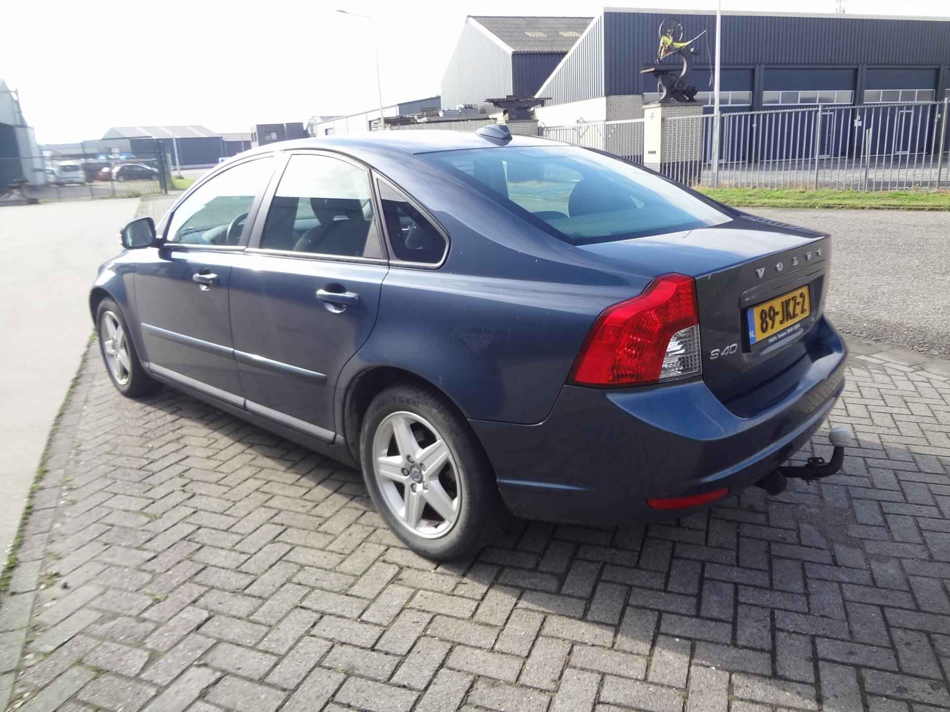 Volvo S40 2.4i Edition I - 4/10