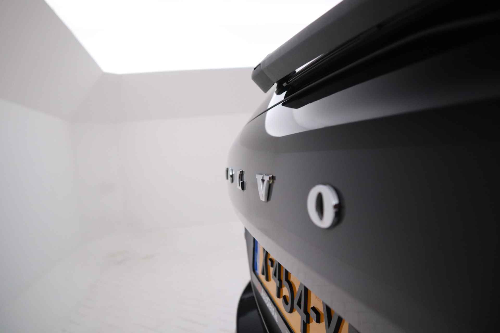 Volvo XC60 2.0 T8 Twin Engine AWD Momentum Panoramdak, Apple carplay, Leer, climate - 9/41