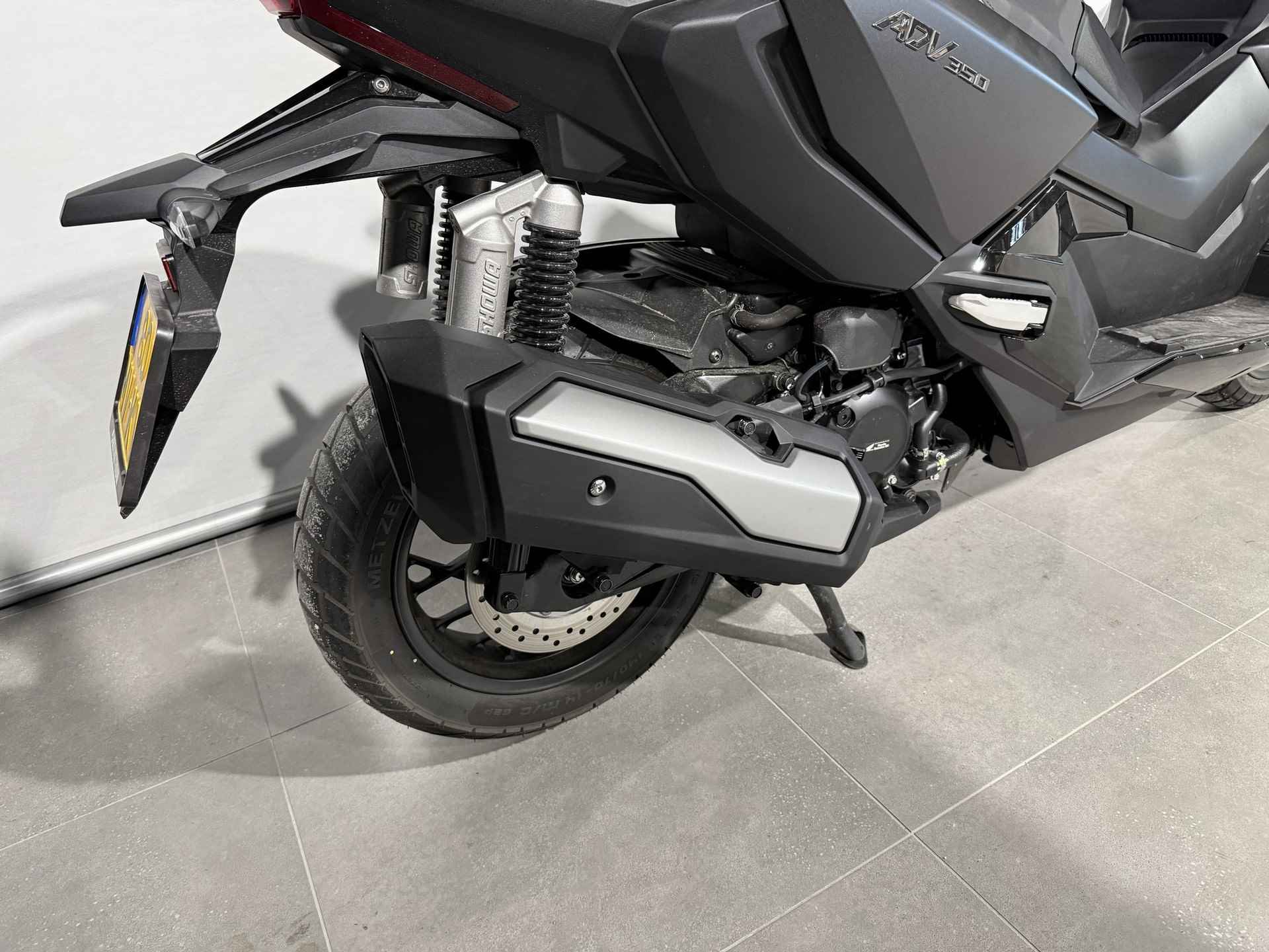 Honda ADV 350 - 4/8