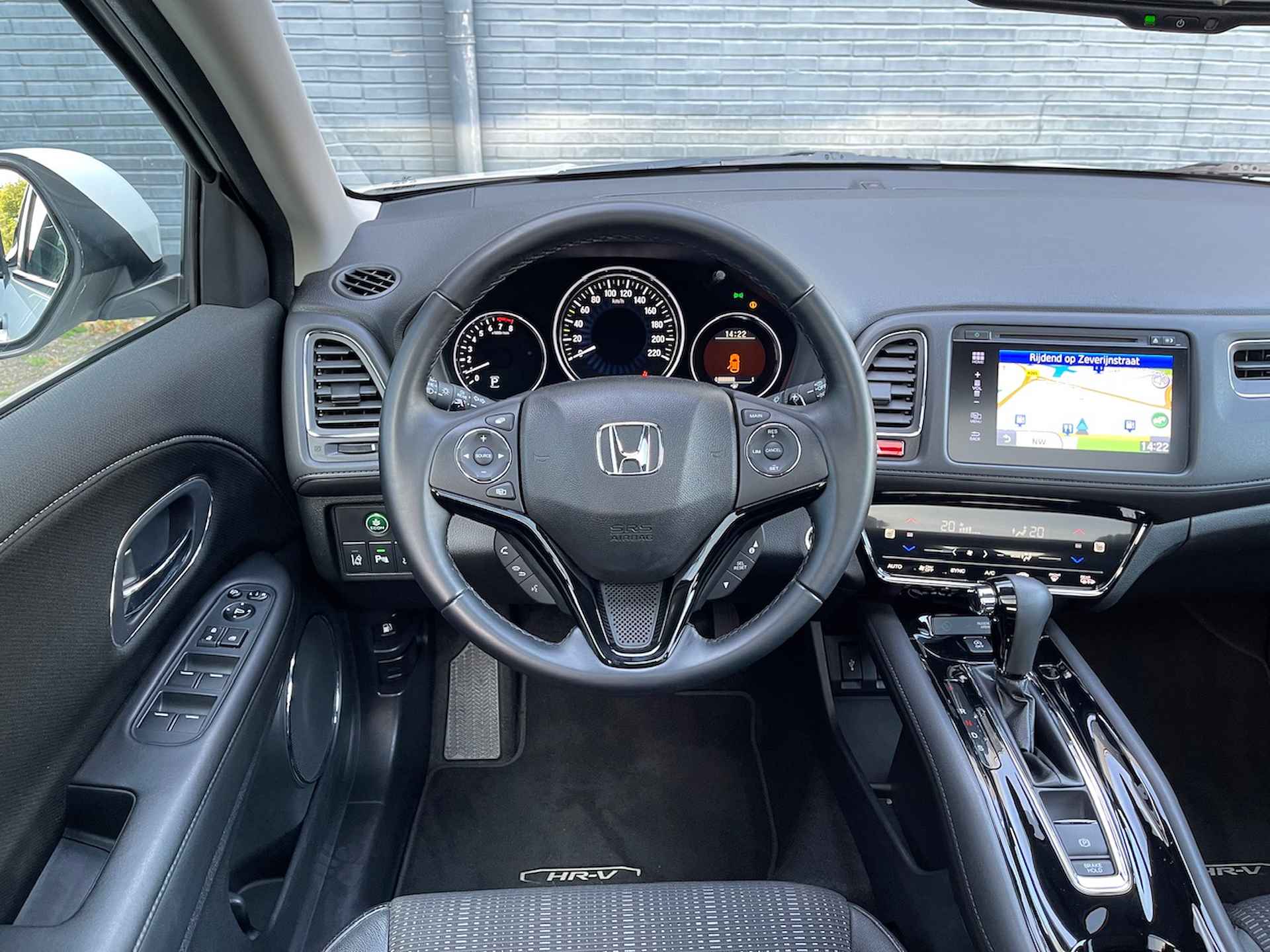 HONDA HR-V 1.5 i-VTEC 130pk Automaat Executive | Panoramisch kantel/schuifdak | Navigatie | Parkeercamera | Keyless Entry | LED Verlichting | - 5/38