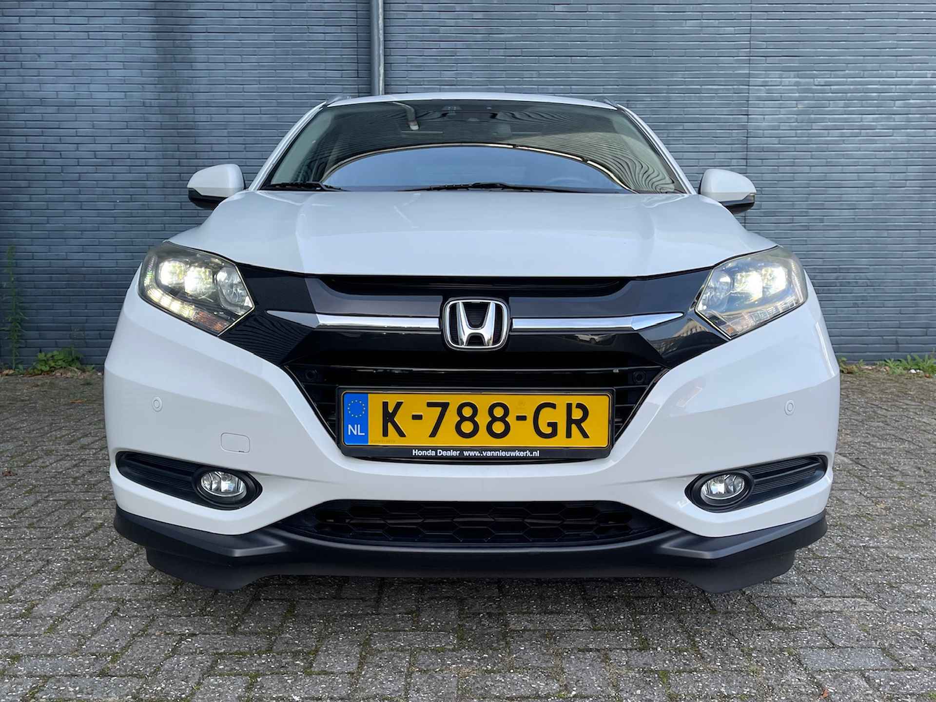 HONDA HR-V 1.5 i-VTEC 130pk Automaat Executive | Panoramisch kantel/schuifdak | Navigatie | Parkeercamera | Keyless Entry | LED Verlichting | - 11/38