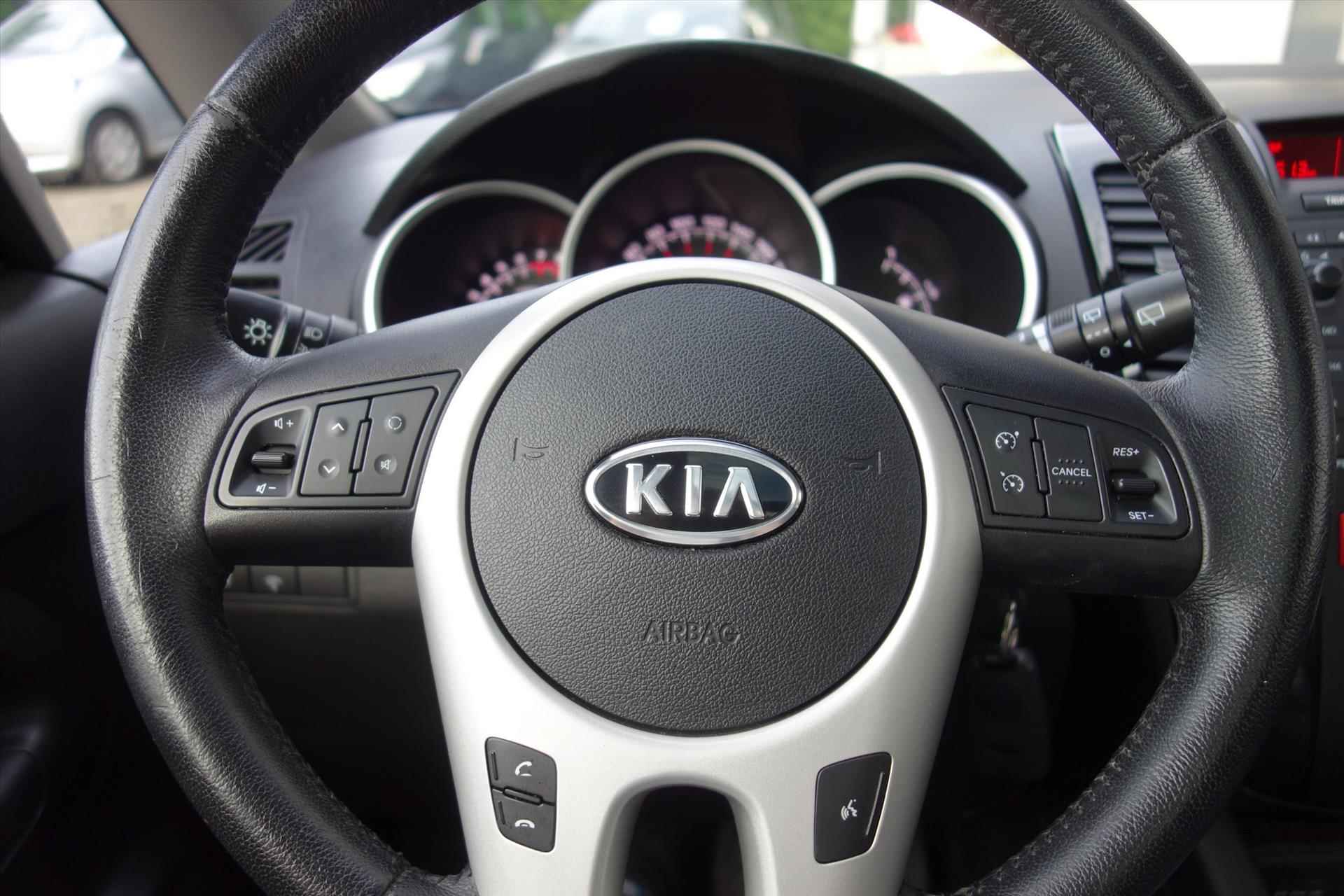 KIA Venga 1.4 66KW Seven - 10/16