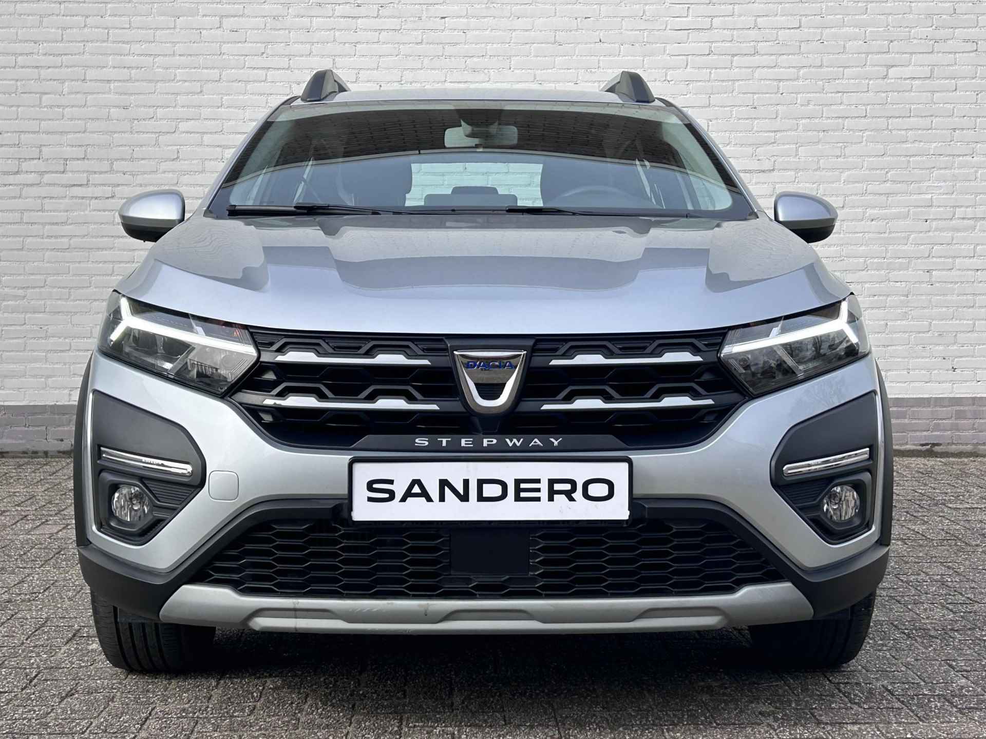 Dacia Sandero Stepway 1.0 TCe 100 Bi-Fuel Comfort / LPG / Climate / Apple carplay / PDC achter / Cruise / Stoelverwarming / Bluetooth / Armsteun / LED / automatisch dimlicht / - 6/41