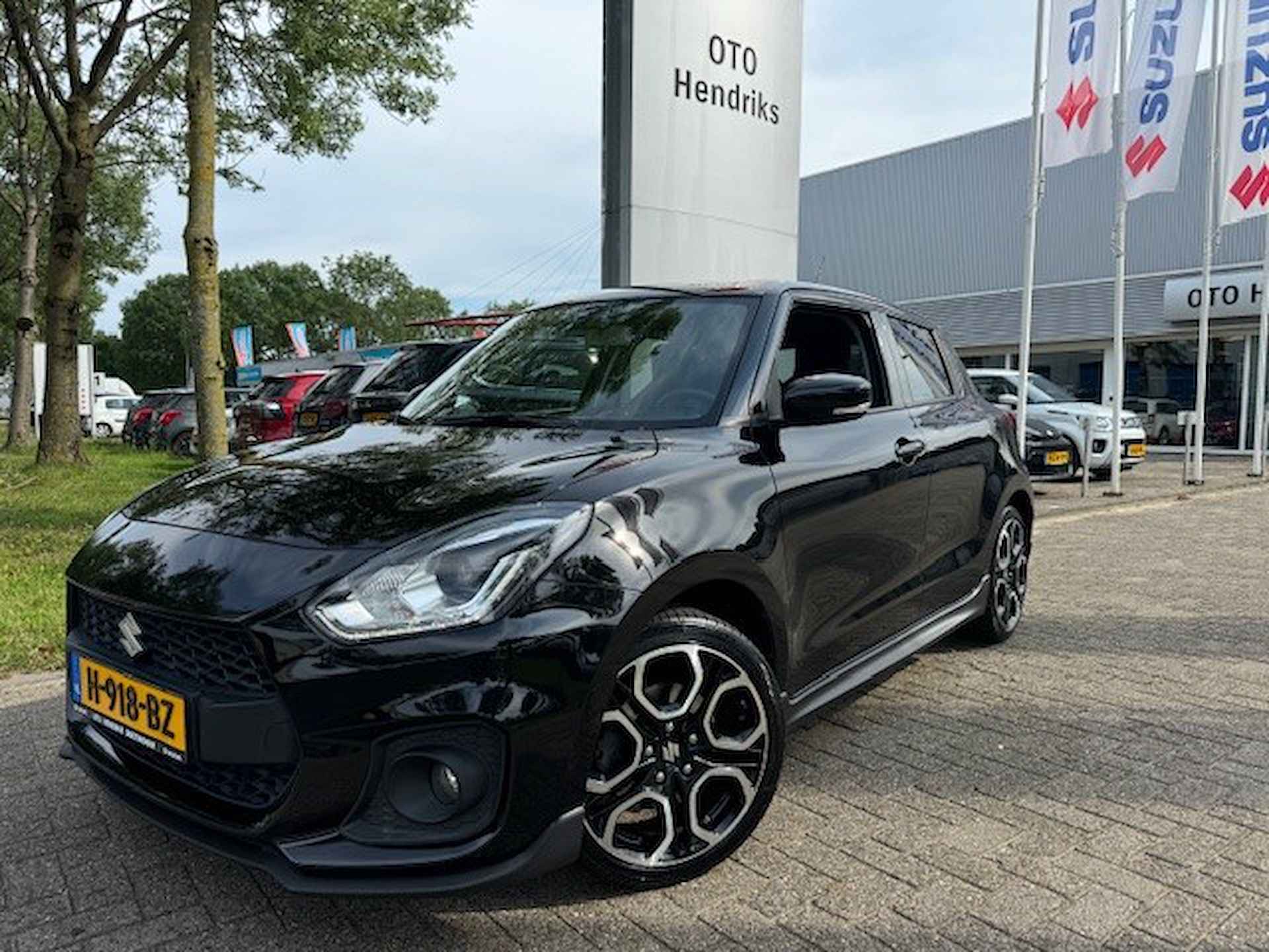 SUZUKI Swift 1.4 Boosterjet 140pk SPORT - 2/43