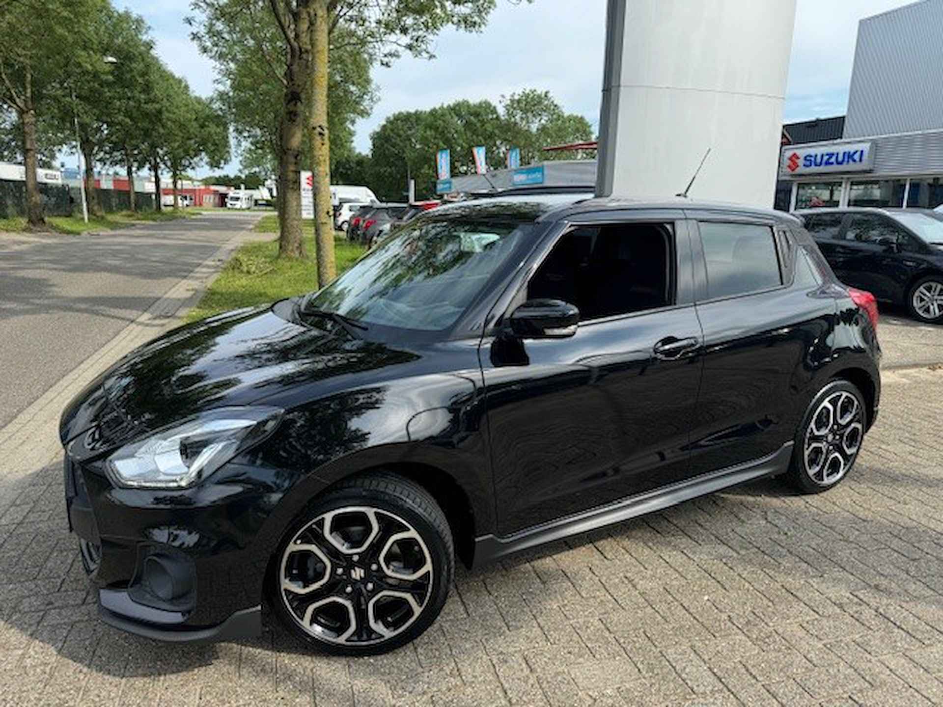 SUZUKI Swift 1.4 Boosterjet 140pk SPORT - 4/43