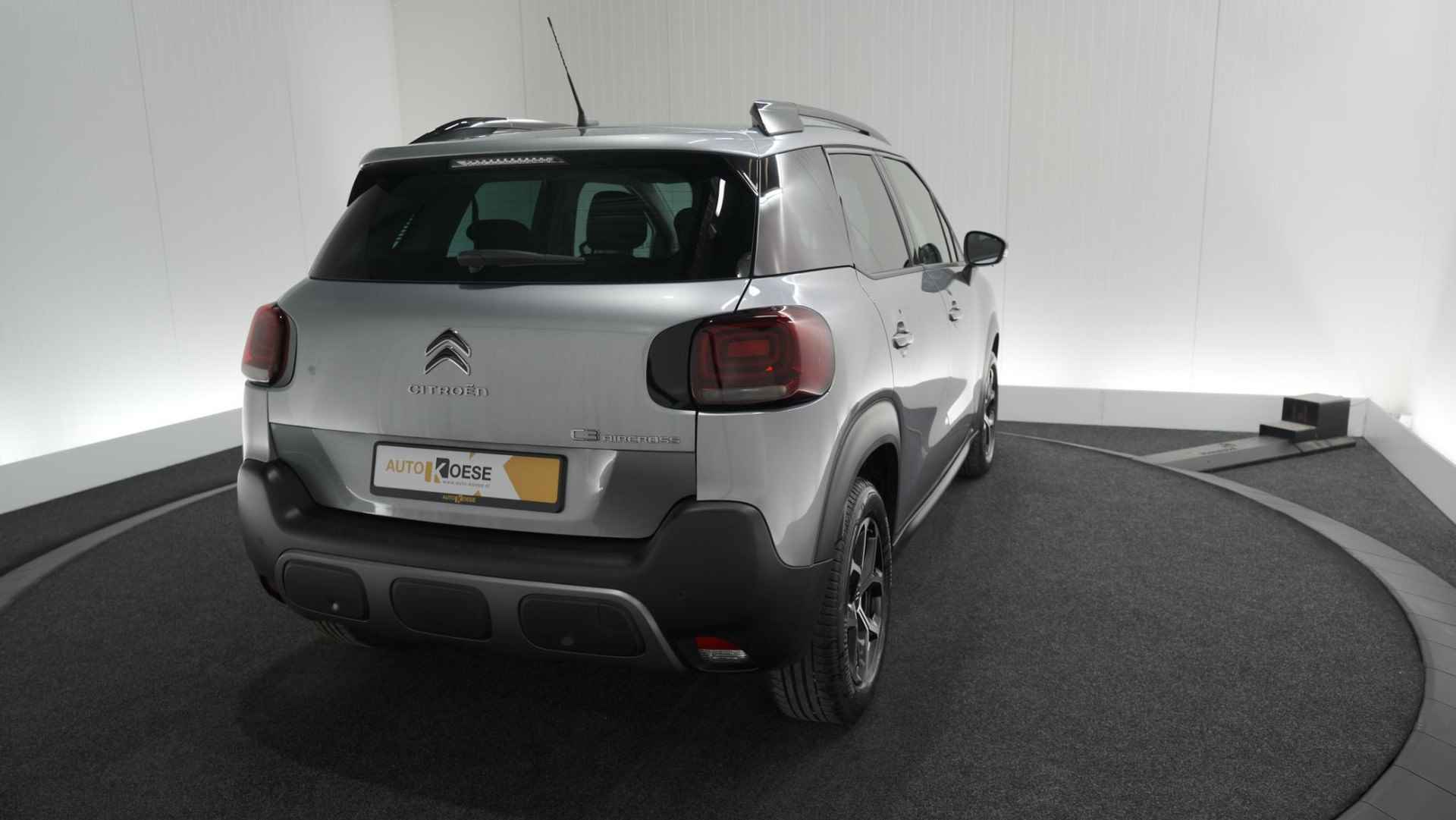 Citroen C3 Aircross PureTech 130 EAT8 Shine | Parkeersensoren | Stoelverwarming | Apple Carplay | 16 Inch Lichtmetalen Velgen - 56/72