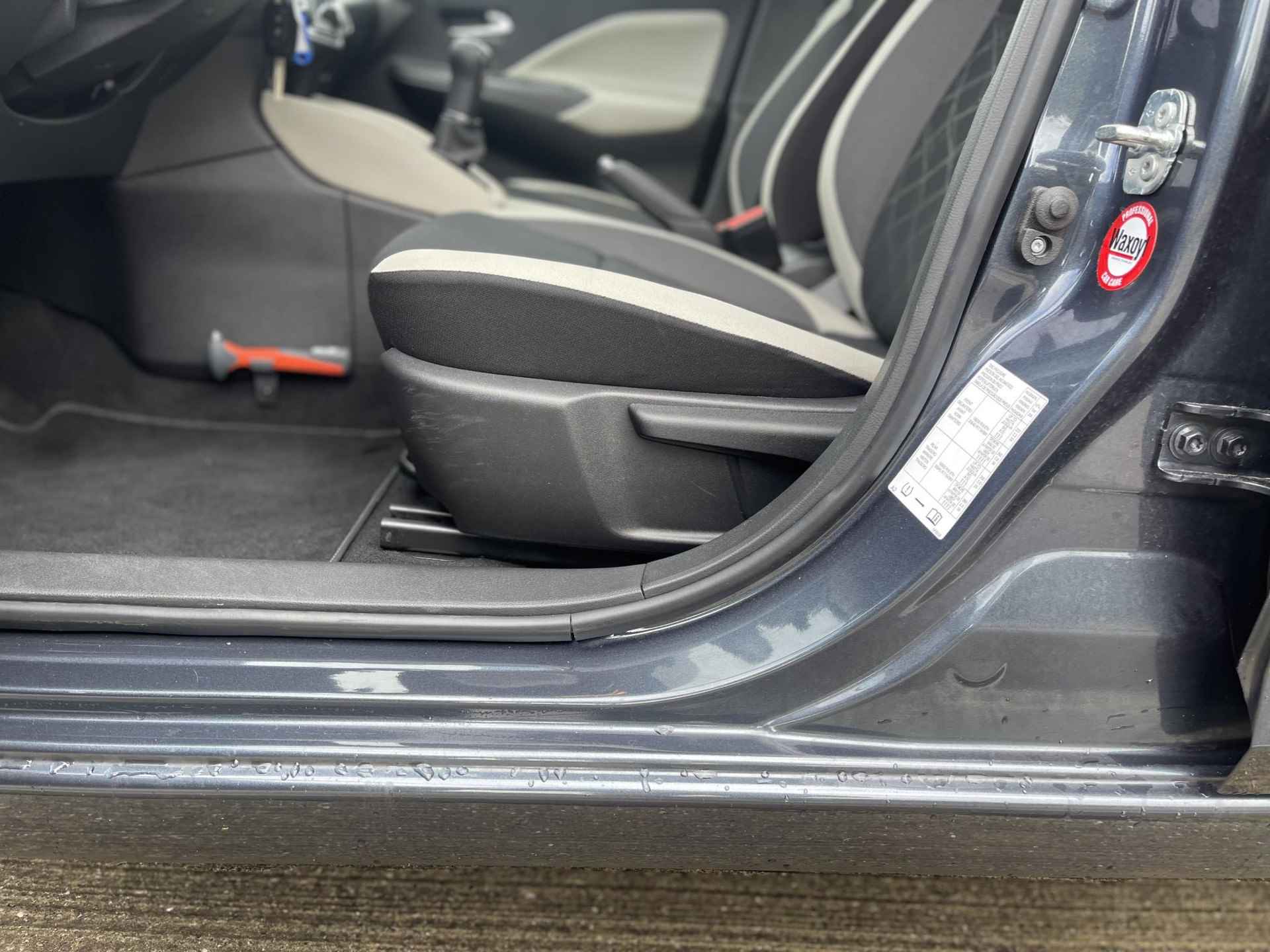 Nissan Micra 1.0 IG-T N-Connecta | Navigatie | Camera | Apple Carplay/Android Auto | Cruise & Climate Control | Park. Sensor | Rijklaarprijs! - 21/24