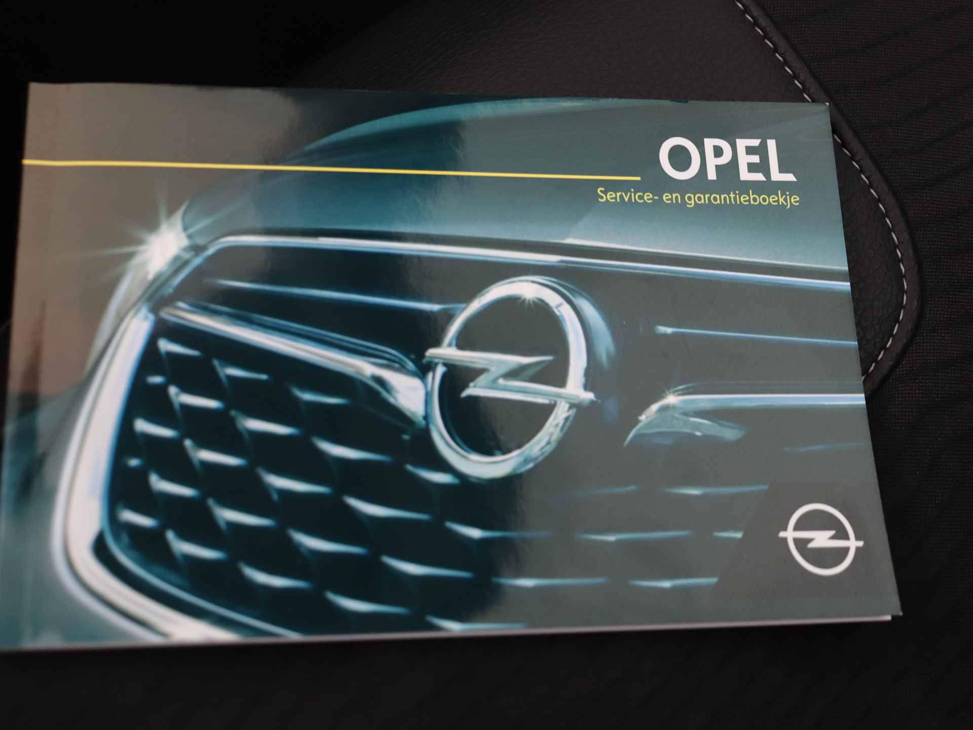 Opel ADAM 1.0 Turbo Rocks BlitZ | Schuifdak | Stoel en Stuurverwarming | Climate Control | Apple Carplay | - 12/39