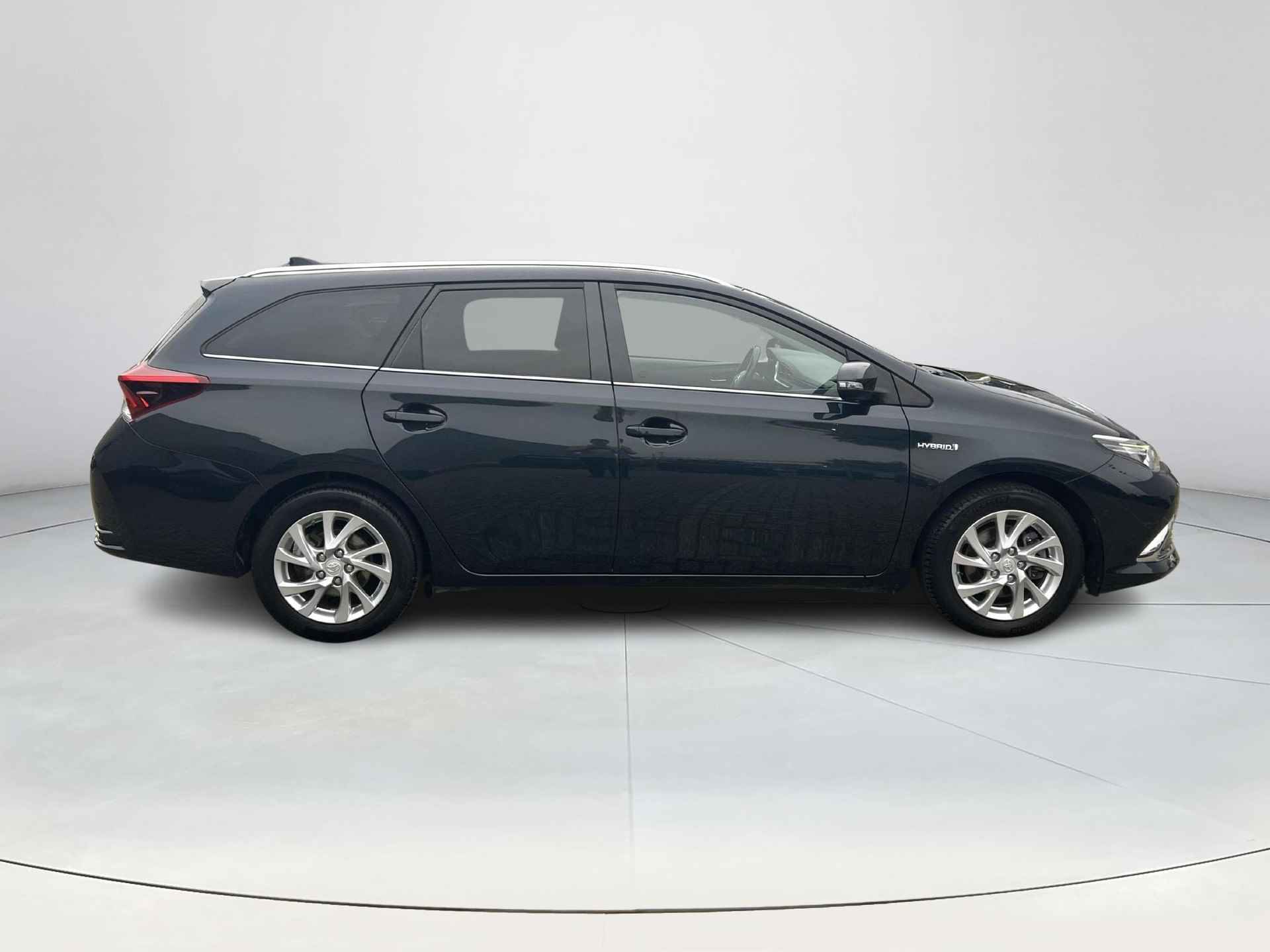 Toyota Auris Touring Sports 1.8 Hybrid Lease pro - 7/19