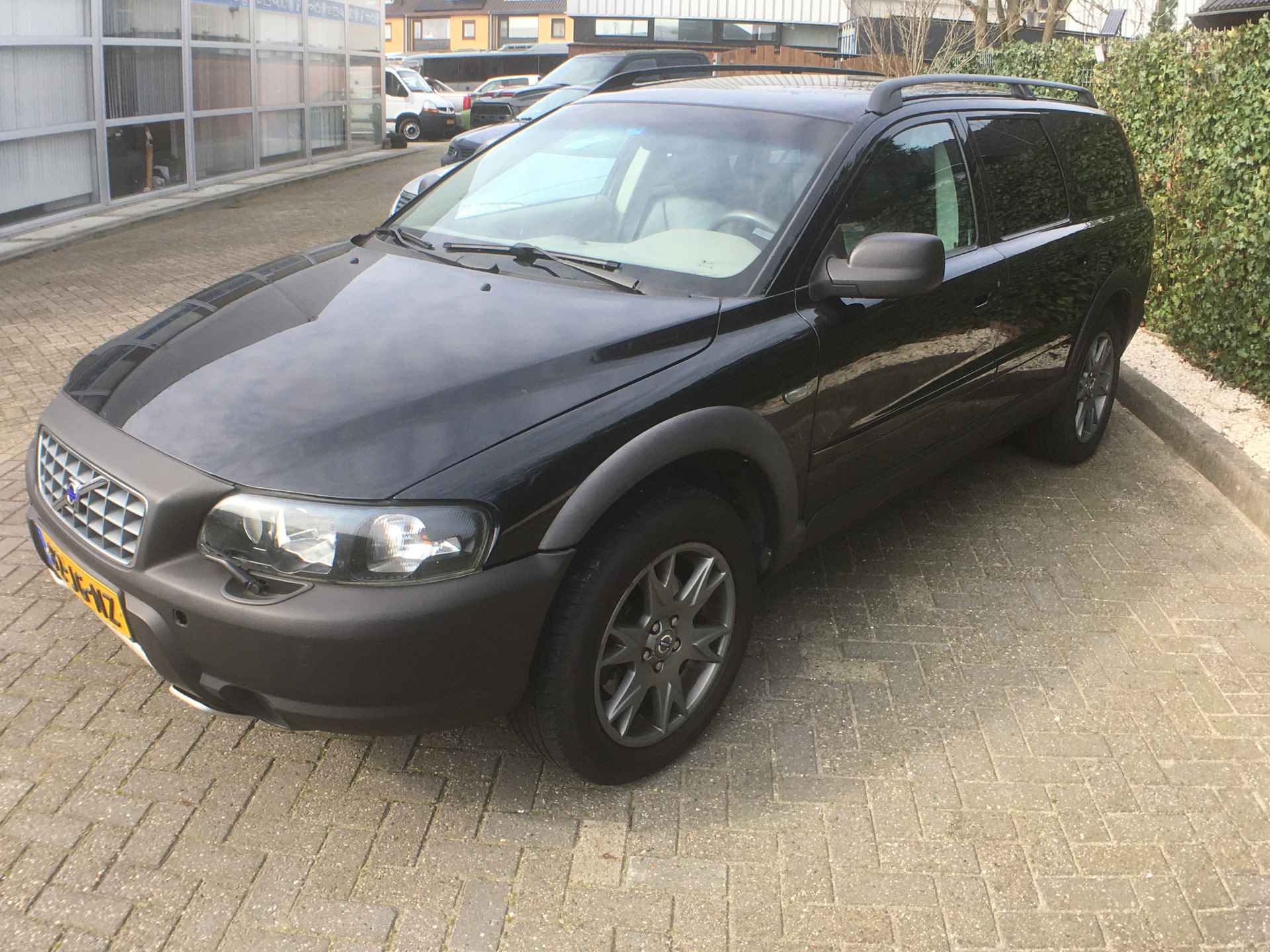 Volvo V70 Cross Country 2.4 T Geartr. Comf. Youngtimer, NAP, NL auto, & persoons - 11/23
