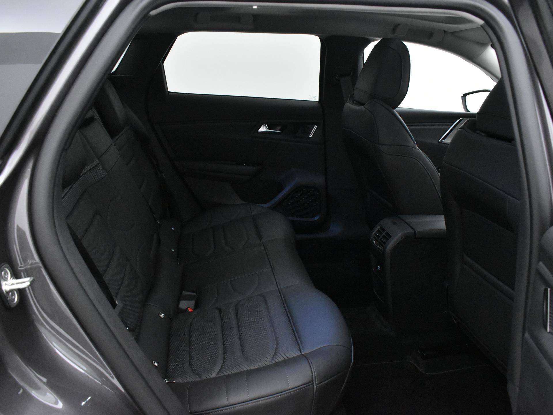 Citroën C5 X Shine 1.6 Hybrid 225pk Automaat | Panoramadak | HiFi Audio | Navigatie | Parkeercamera rondom - 14/37