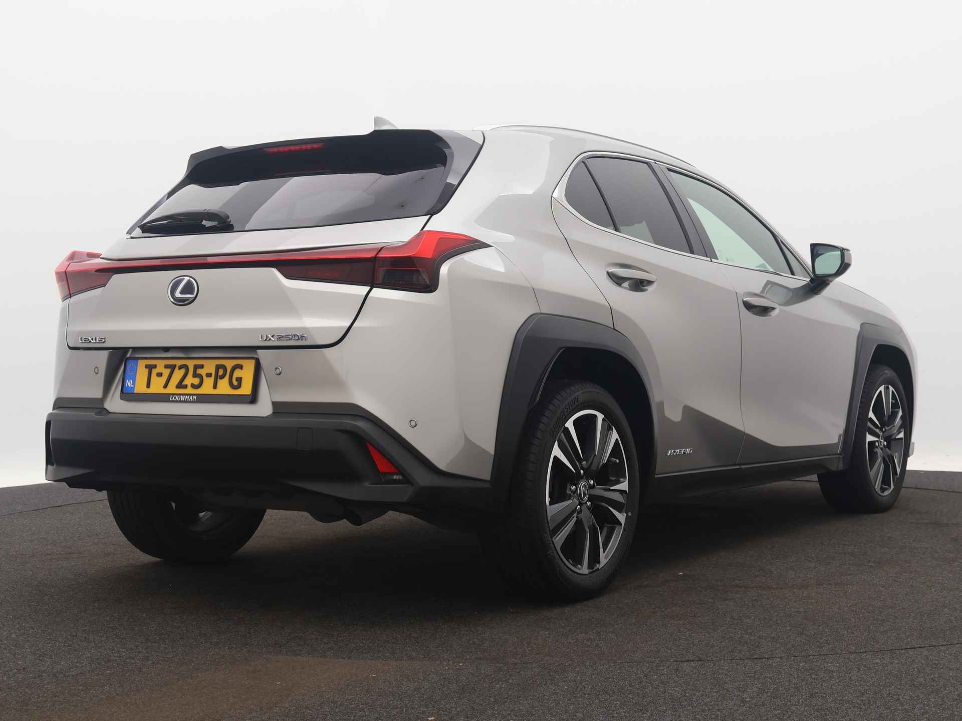 Lexus UX 250h Business Line Plus | Stuur -/ Stoel verwarming | - 3/46