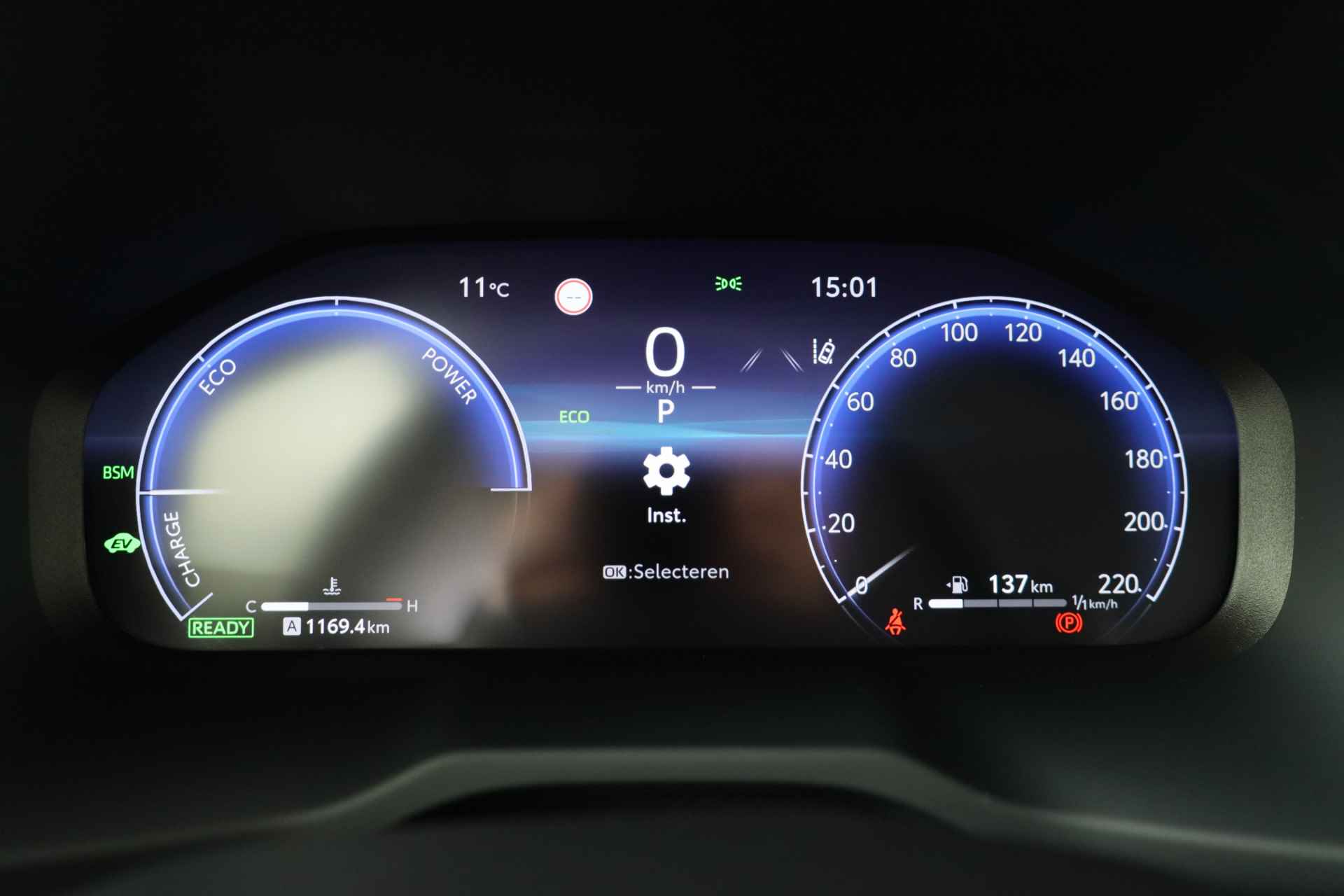Toyota RAV4 2.5 Hybrid AWD Executive | Navi By App | Memory Zetels | Clima | Stoel/Stuur Verwarming | Keyless | Camera | BLIS | 18'' Lichtme - 6/39