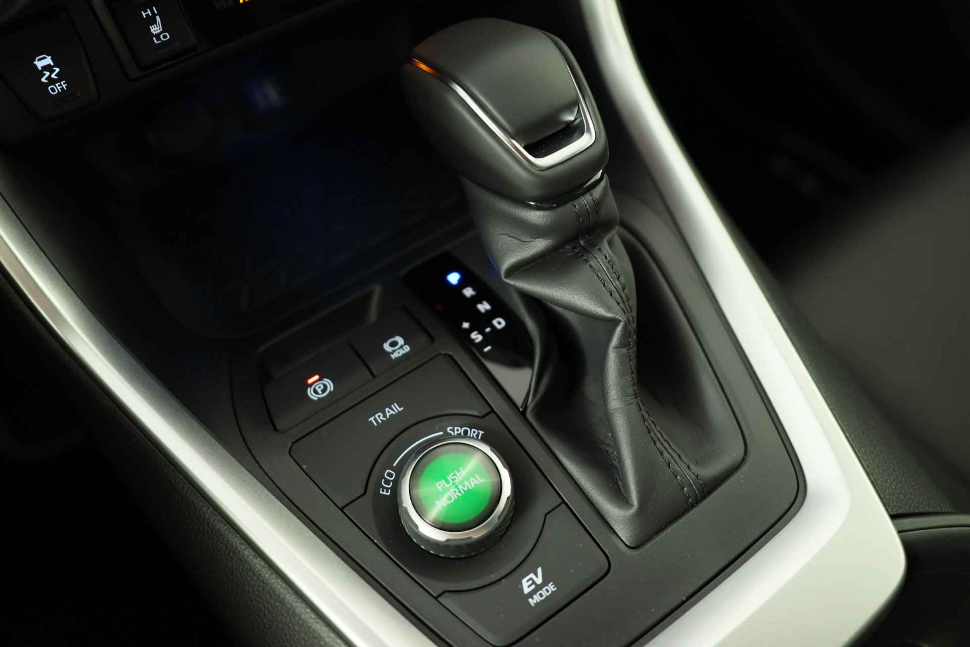 Toyota RAV4 2.5 Hybrid AWD Executive | Navi By App | Memory Zetels | Clima | Stoel/Stuur Verwarming | Keyless | Camera | BLIS | 18'' Lichtme - 39/39