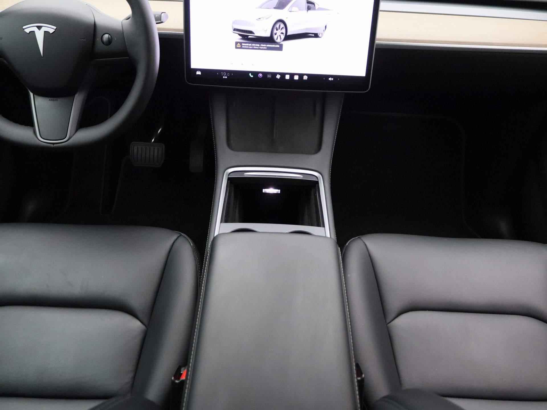 Tesla Model Y RWD 58 kWh | Lederen Bekleding | Navigatie | Climate Control | Panoramadak | Camera | LED | - 9/40