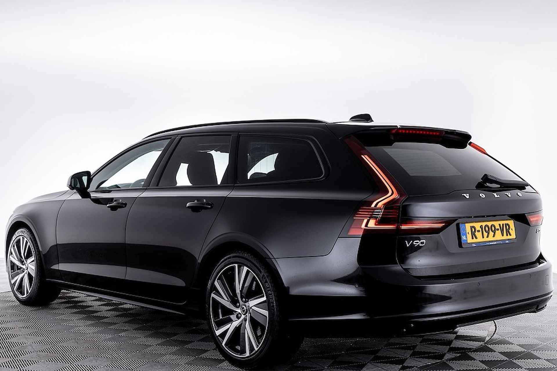 Volvo V90 B5 Mild Hybrid Plus Dark | LEDER | harman/kardon ✅ 1e Eigenaar . - 2/22