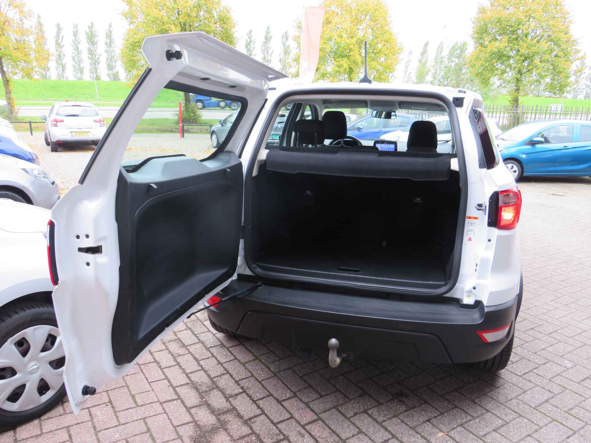 Ford EcoSport 1.0 EcoBoost Connected | Airco | Cruise control | Trekhaak | Incl. BOVAG Garantie | Bluetooth | - 9/35