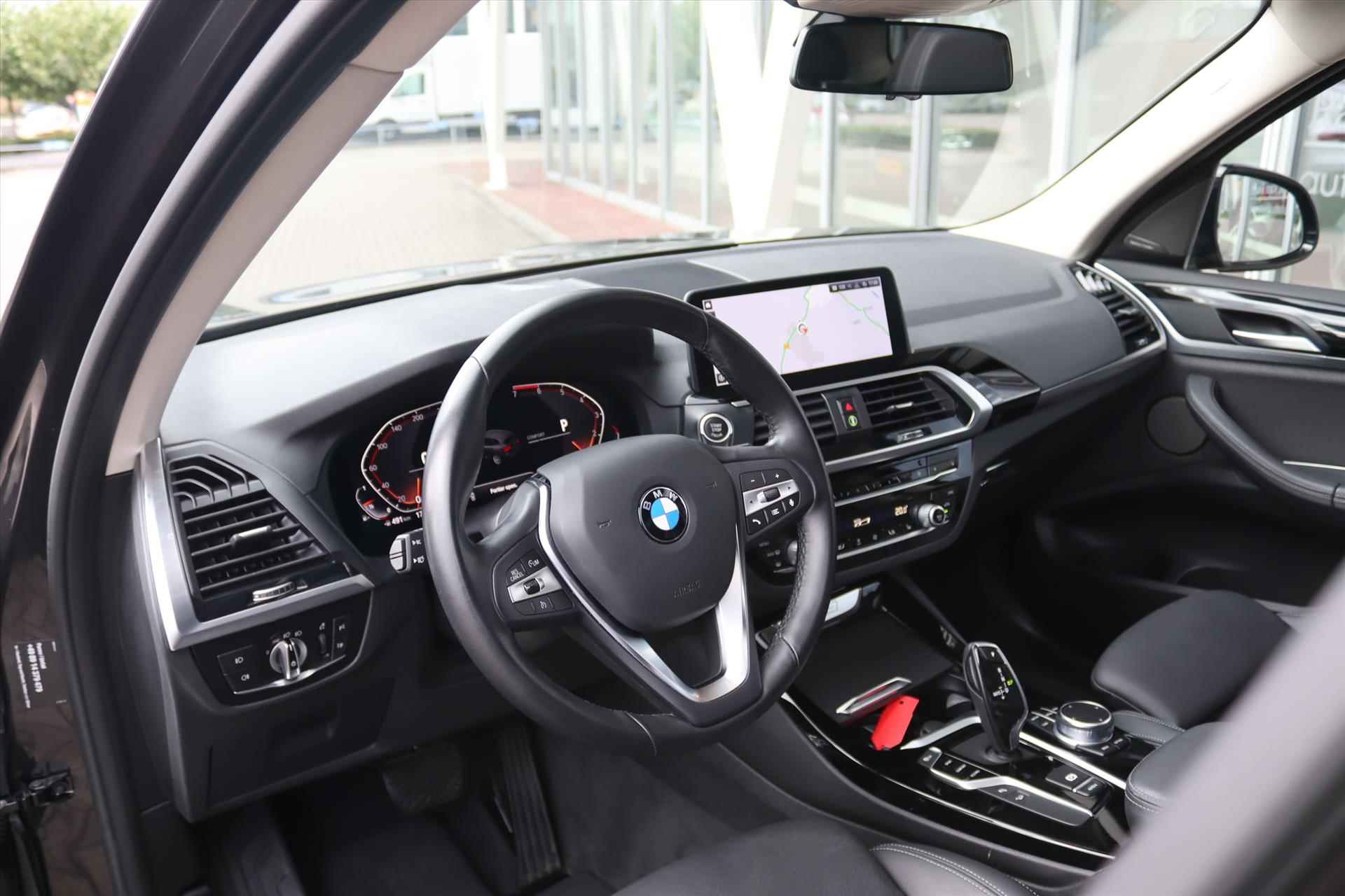 BMW X3 (g01) XDRIVE 2.0i 184PK  AUT(8) HIGH EXEC. X-LINE  Navi | Panodak | Trekhaak | Sfeerverl. | Harman Kardon | Digitaal Cockpit | - 16/72