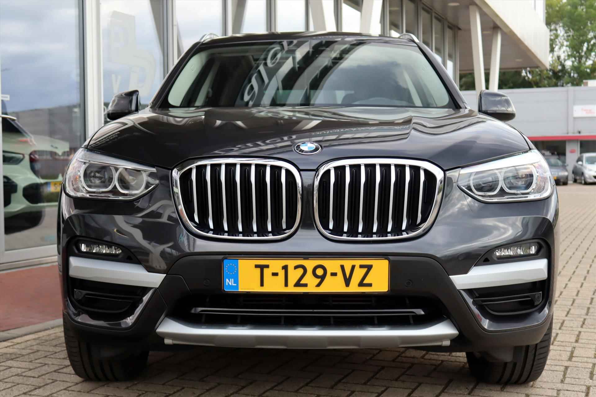 BMW X3 (g01) XDRIVE 2.0i 184PK  AUT(8) HIGH EXEC. X-LINE  Navi | Panodak | Trekhaak | Sfeerverl. | Harman Kardon | Digitaal Cockpit | - 48/72