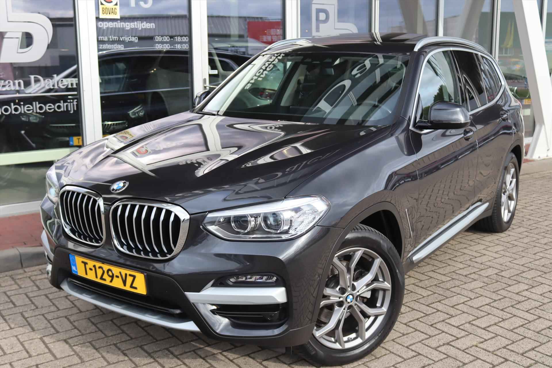 BMW X3 (g01) XDRIVE 2.0i 184PK  AUT(8) HIGH EXEC. X-LINE  Navi | Panodak | Trekhaak | Sfeerverl. | Harman Kardon | Digitaal Cockpit | - 60/72