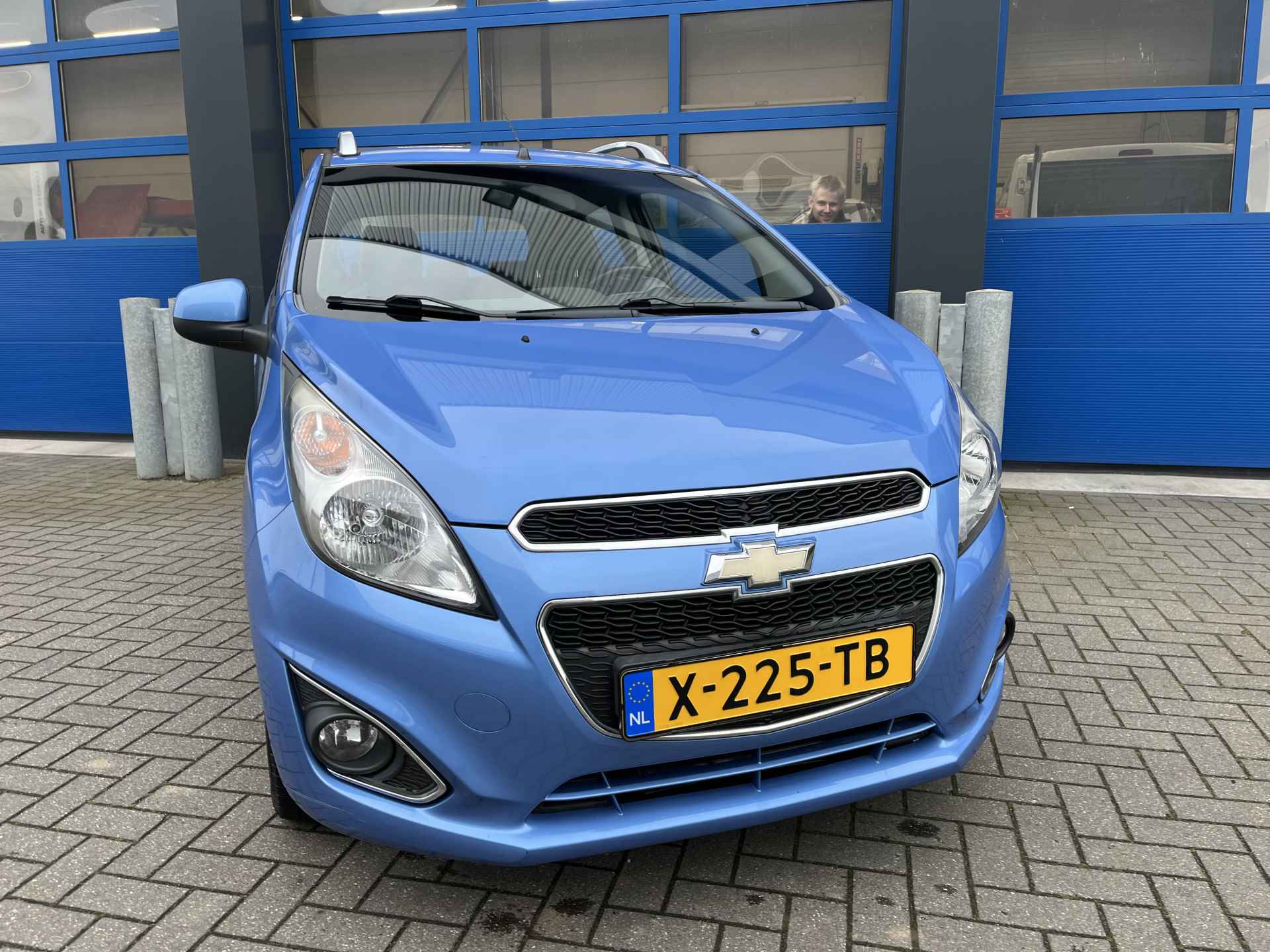 Chevrolet Spark 1.2 16V 82pK/ Airco/ 5drs/ Lage KM/ LTZ - 3/31