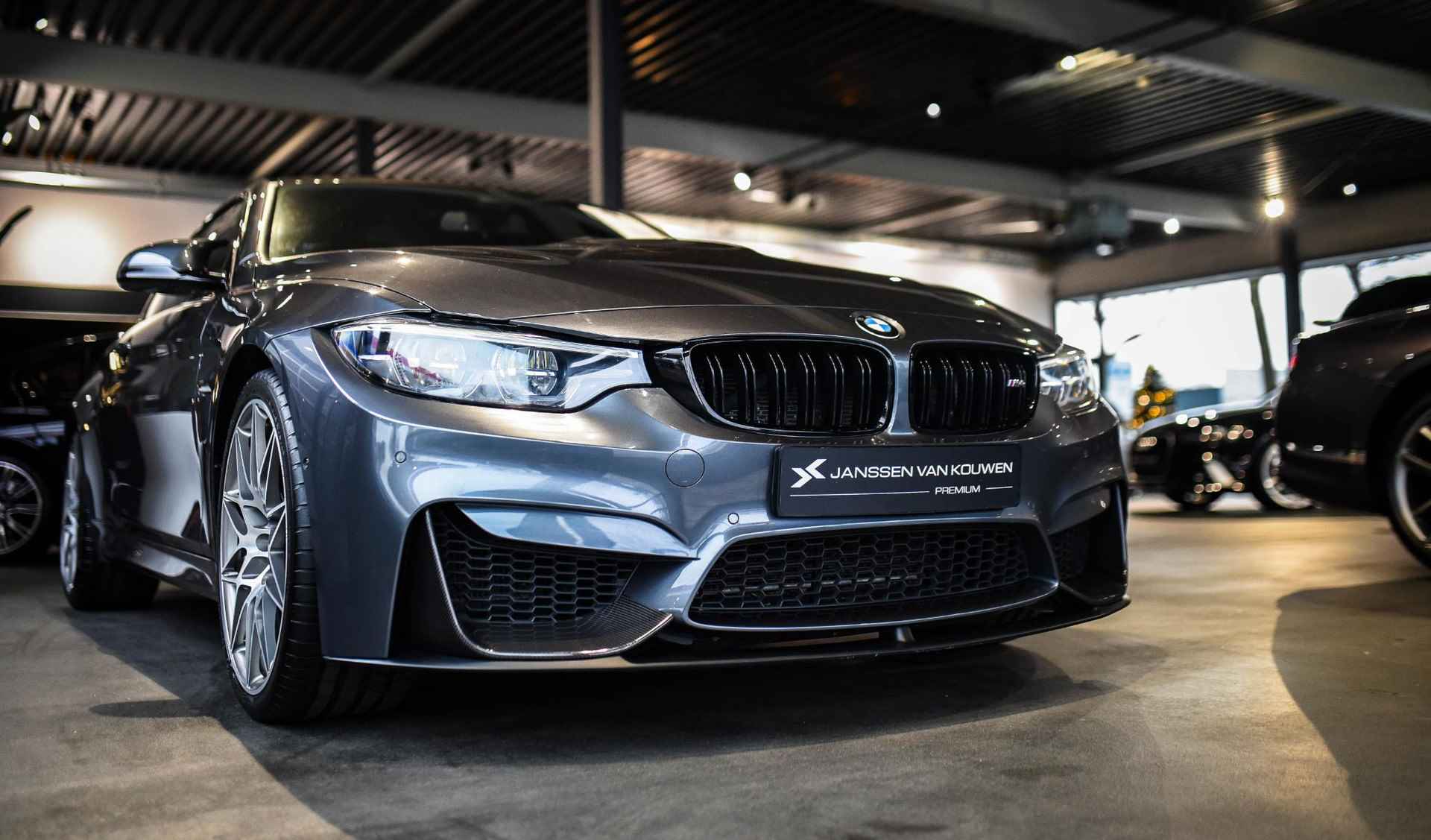 BMW 3-serie Touring 320e / Panoramadak / M-Sport / Apple Carplay - 42/46