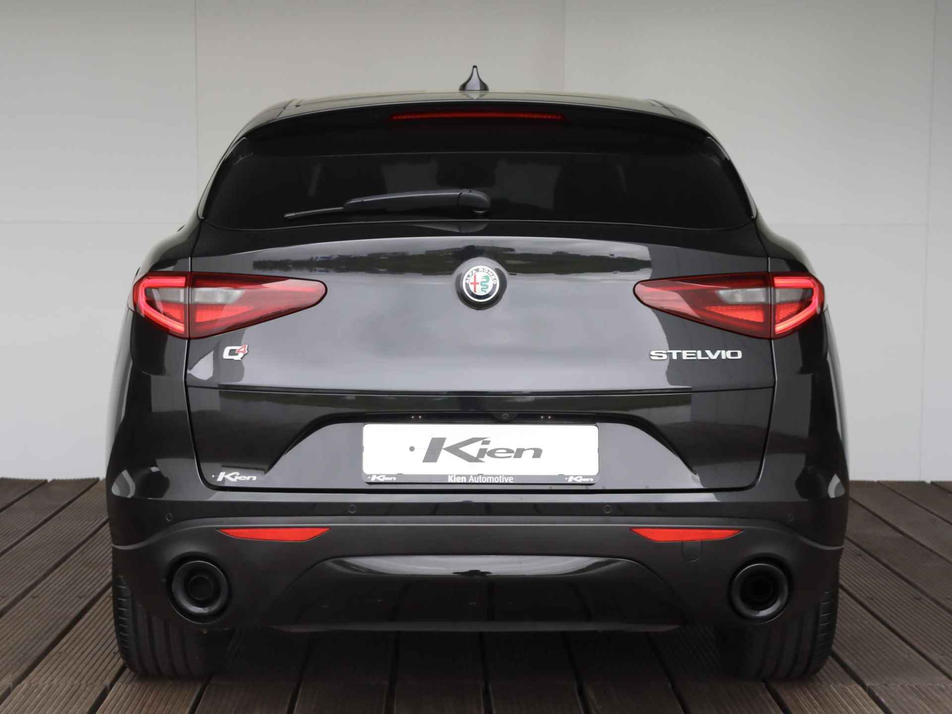 Alfa Romeo Stelvio 2.0 T AWD Super 280PK | Veloce int | Harman Kardon | Flippers | Navi | - 17/35