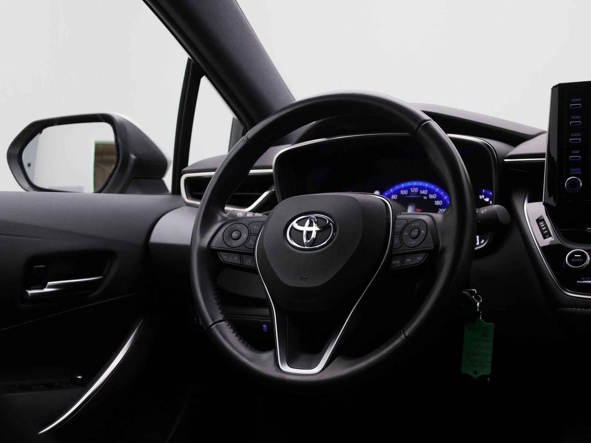 Toyota Corolla Touring Sports 1.2 Turbo First Edition | Trekhaak | Adaptieve Cruise Control | Camera | Full-Map Navigatie | Climate Control | Apple Carplay & Android Auto - 31/35