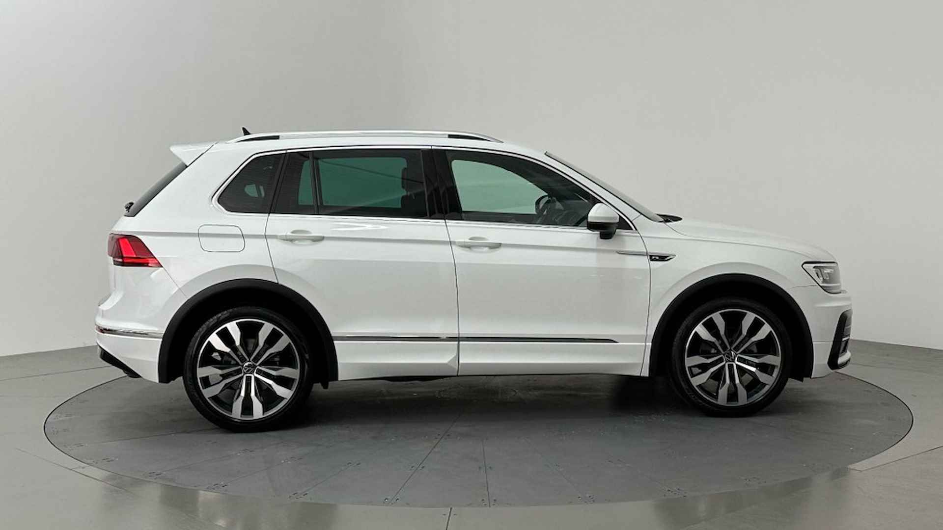 VOLKSWAGEN Tiguan 1.5 TSI HIGHLINE BUS R-LINE - 5/64