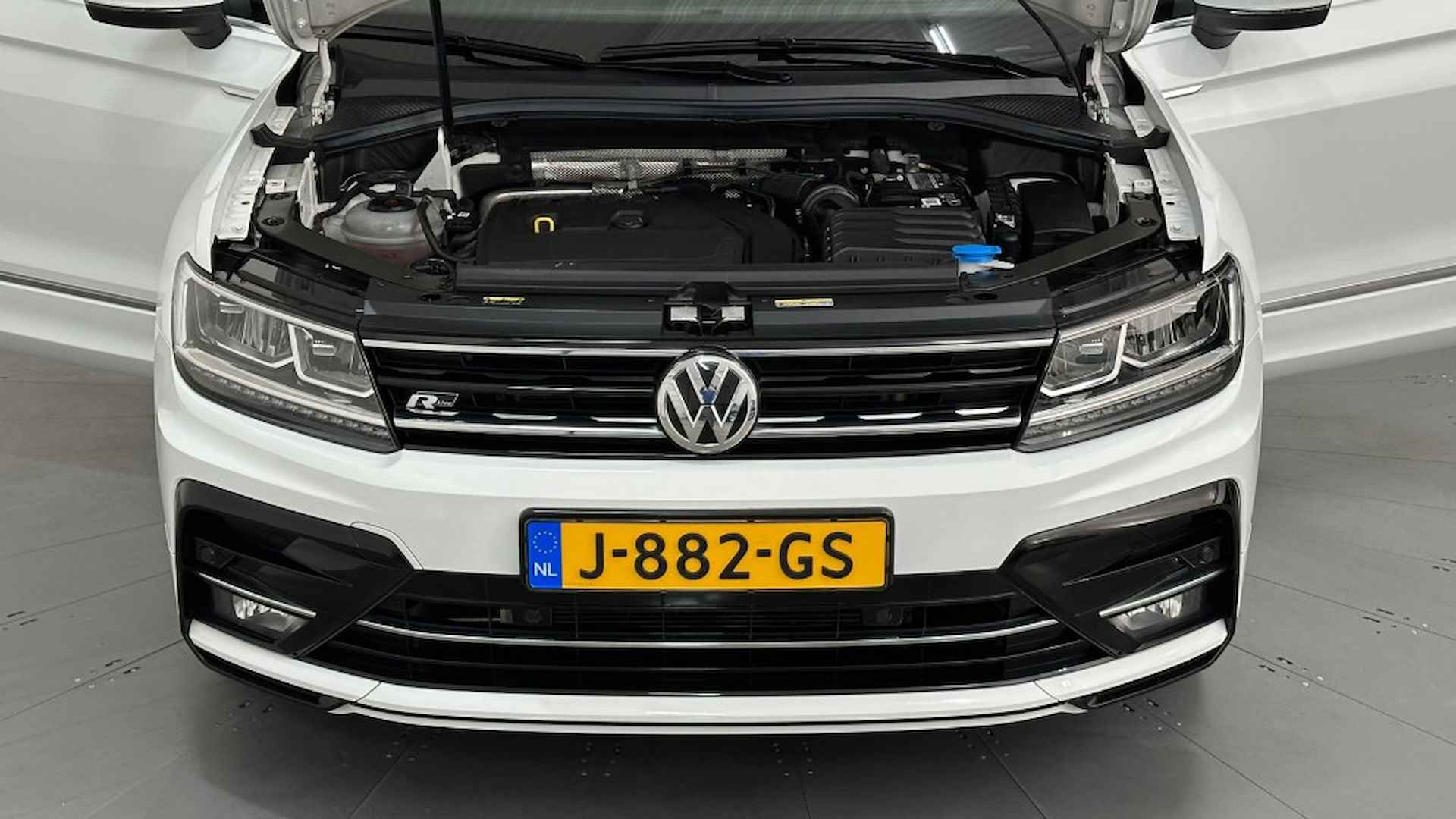 VOLKSWAGEN Tiguan 1.5 TSI HIGHLINE BUS R-LINE - 55/64