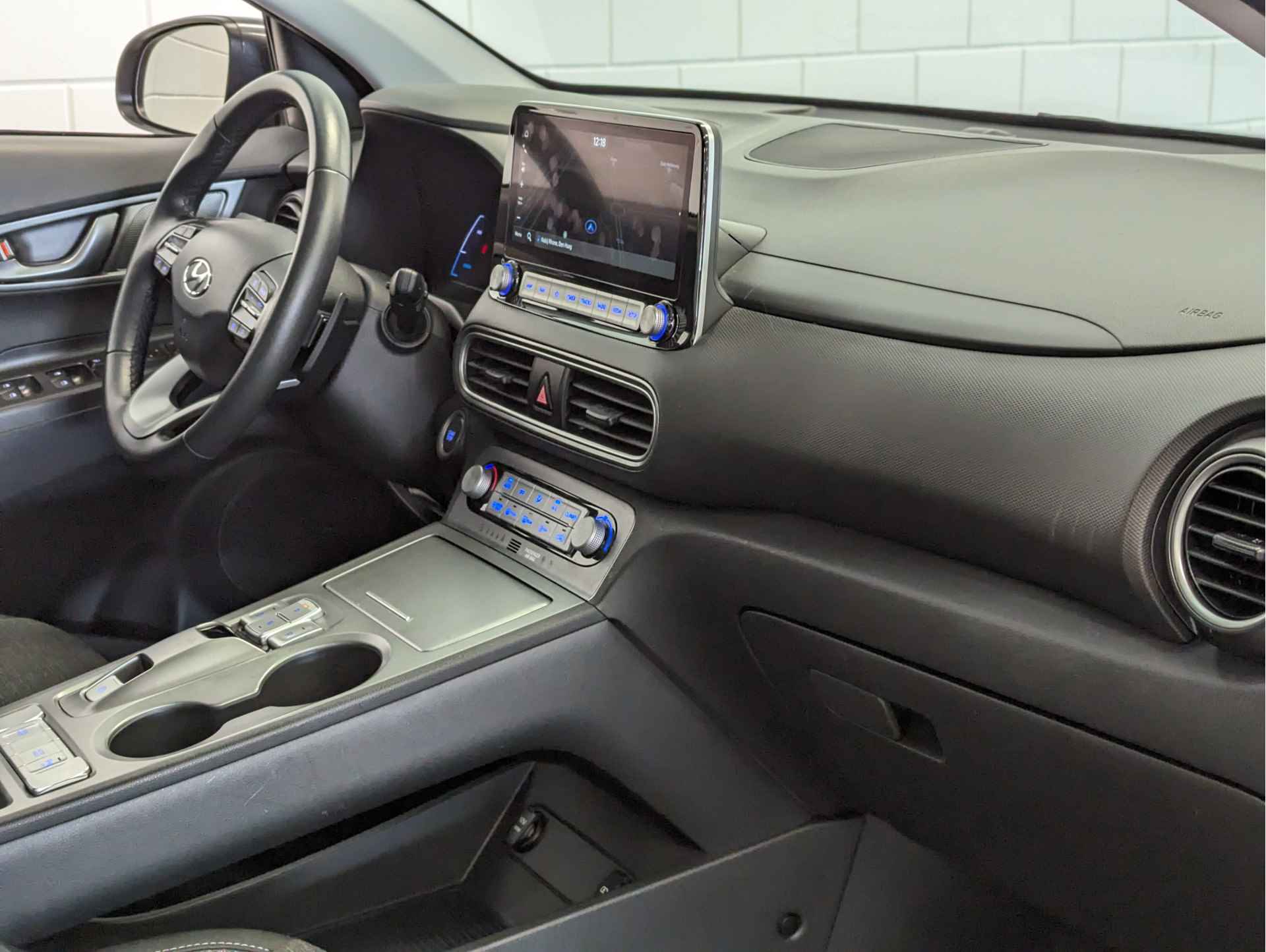 Hyundai KONA EV Comfort 64 kWh € 2000 SEPP SUBSIDIE | NAVIGATIE | LONG RANGE ACCU | LEUKE AUTO! - 14/46