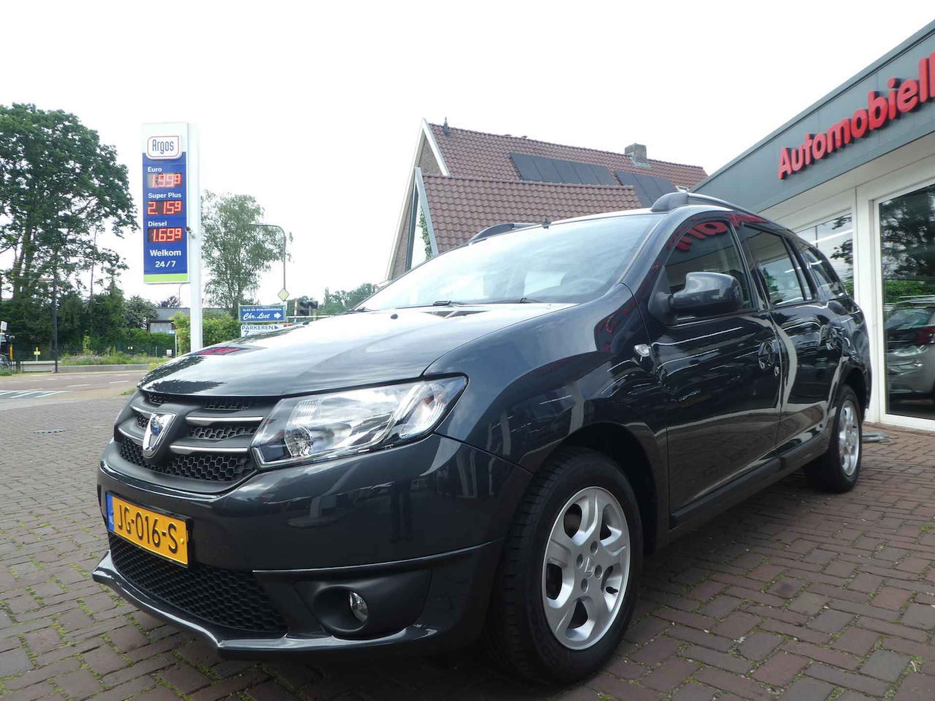 DACIA Logan 0.9 TCe MCV 90PK LAUREATE AUTOMAAT AIRCO - 31/35