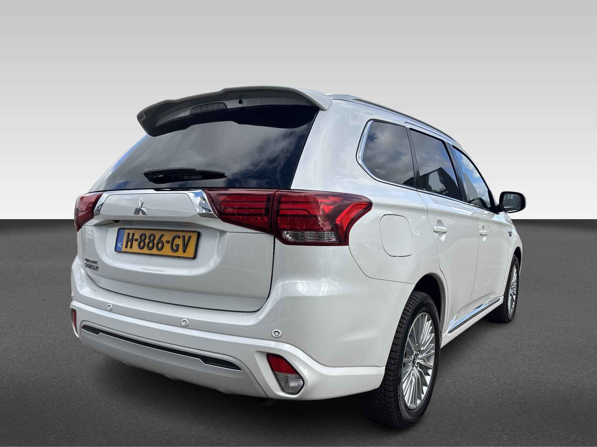 Mitsubishi Outlander 2.4 PHEV Intense | auto is binnen - 4/29