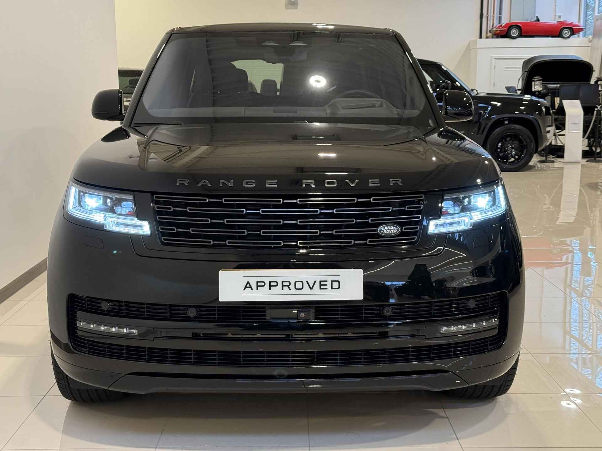 Land Rover Range Rover 3.0 P510e Autobiography PHEV Cold Climate Pack | Shadow Pack | 22 inch Gloss Black - 4/27