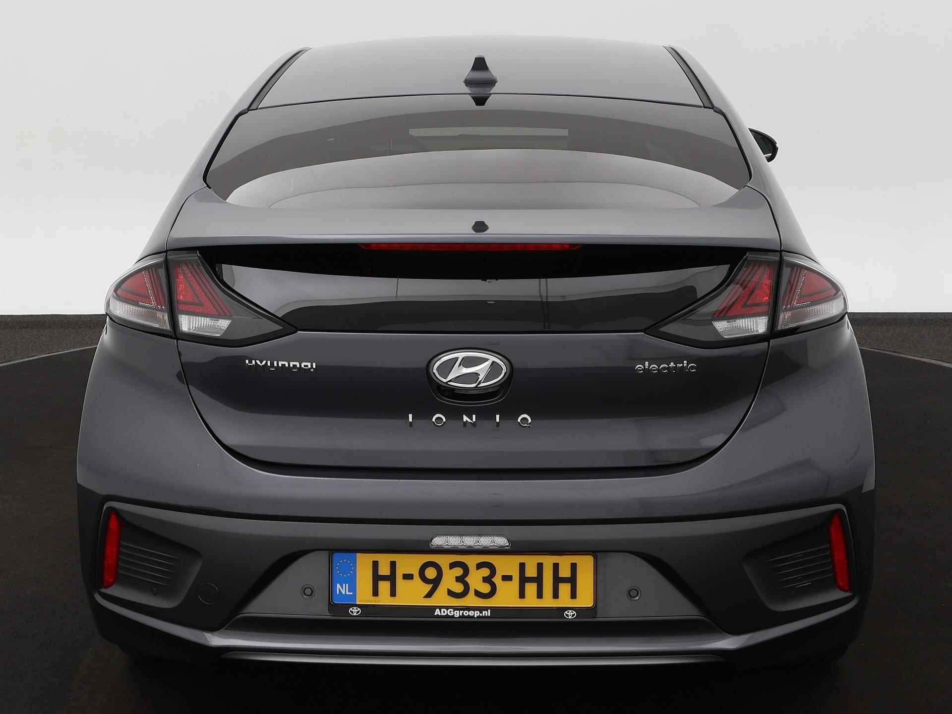 Hyundai IONIQ Comfort EV | Parkeer Camera | Navigatie | 100 % Electric - 23/31