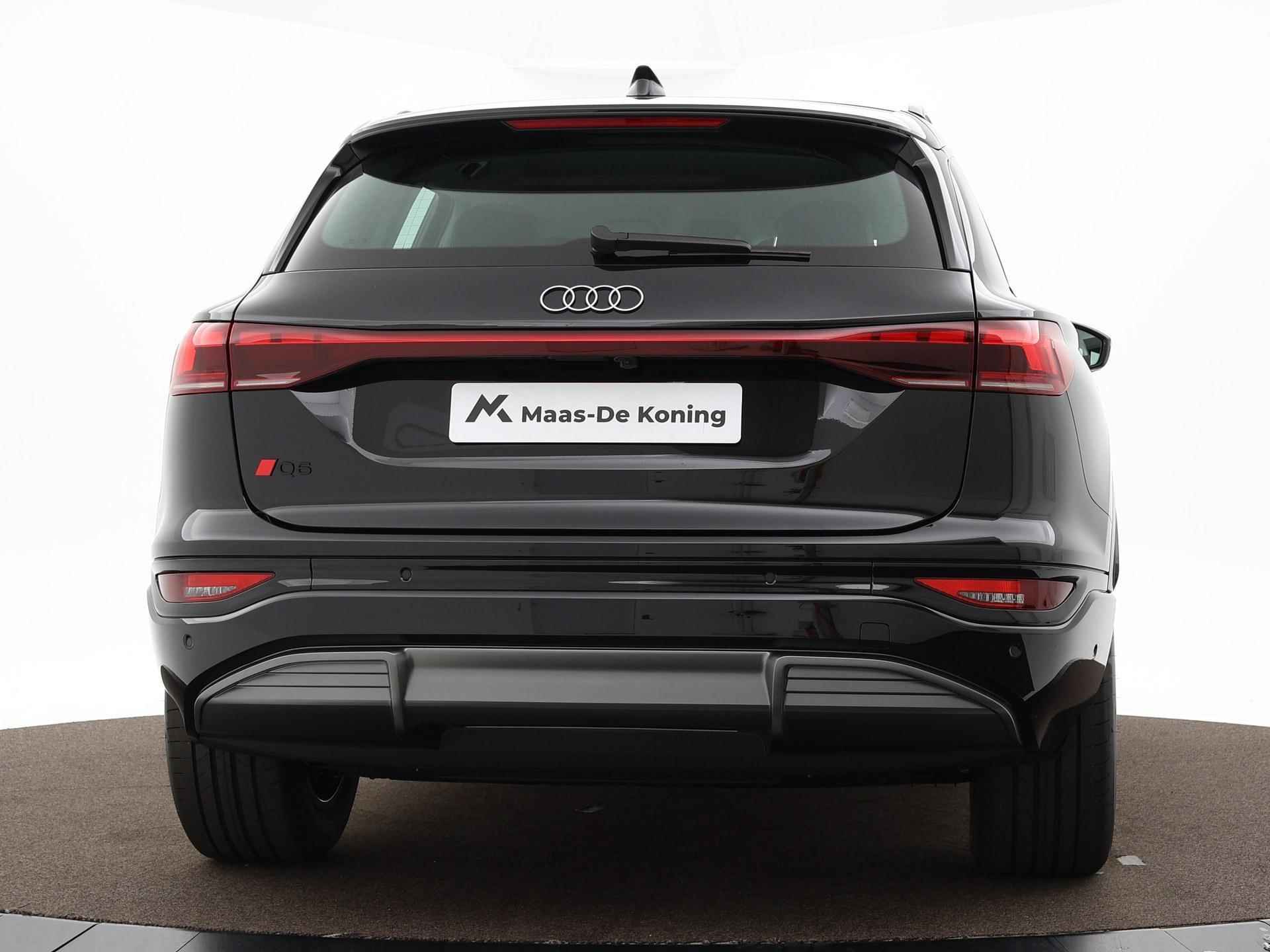 Audi Q6 e-tron Advanced edition performance 306 PK · Tech pakket plus · 360 camera's · Lederen bekleding - 36/38