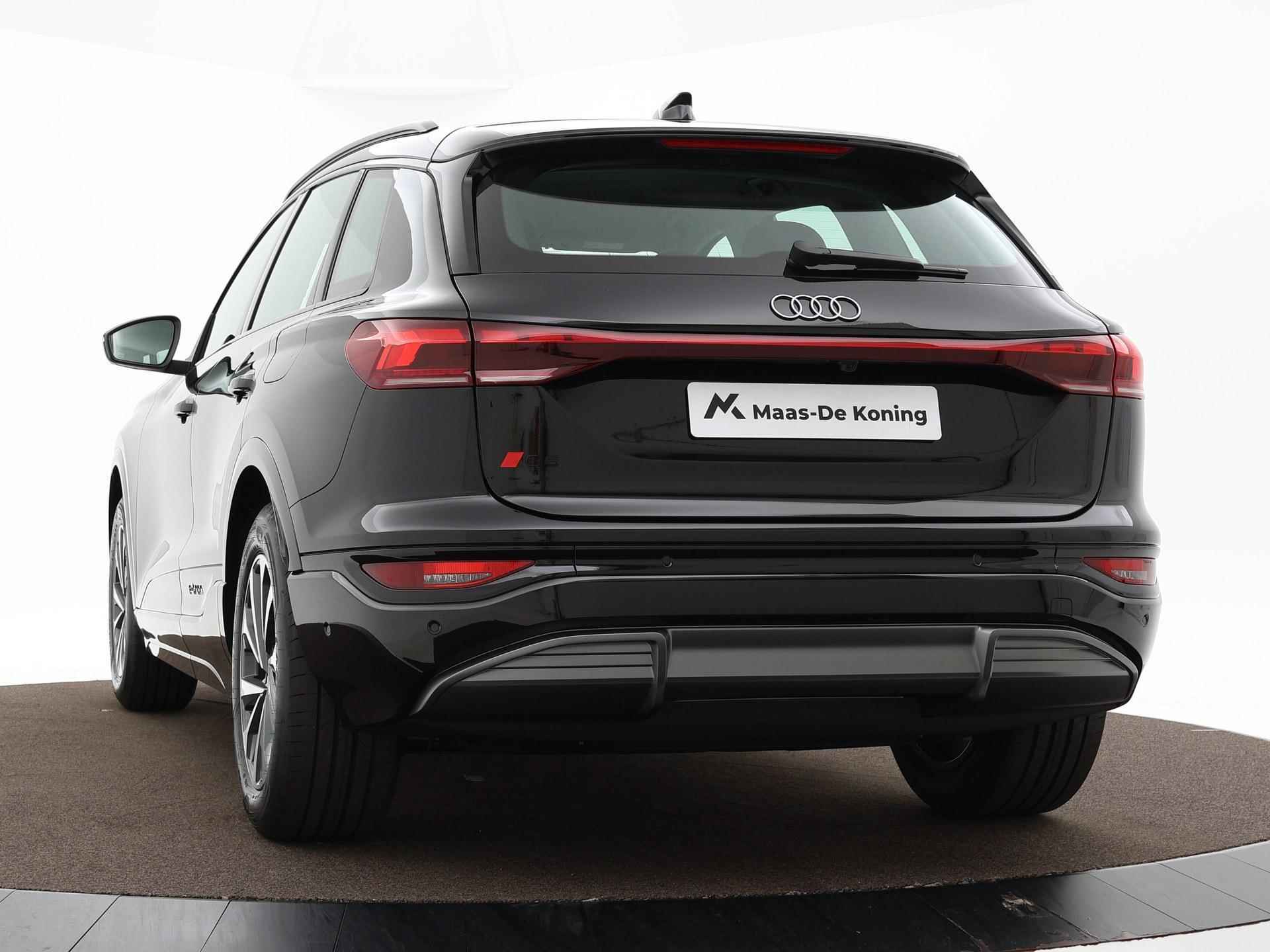 Audi Q6 e-tron Advanced edition performance 306 PK · Tech pakket plus · 360 camera's · Lederen bekleding - 37/38