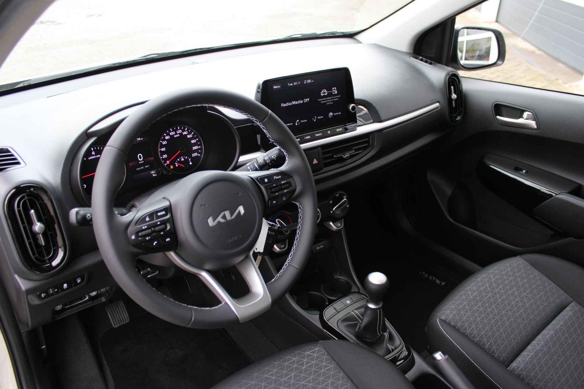 Kia Picanto 1.0 DPi DynamicLine | Voorraad | Airco | Cruise | Camera | Apple Carplay | 14" - 11/26