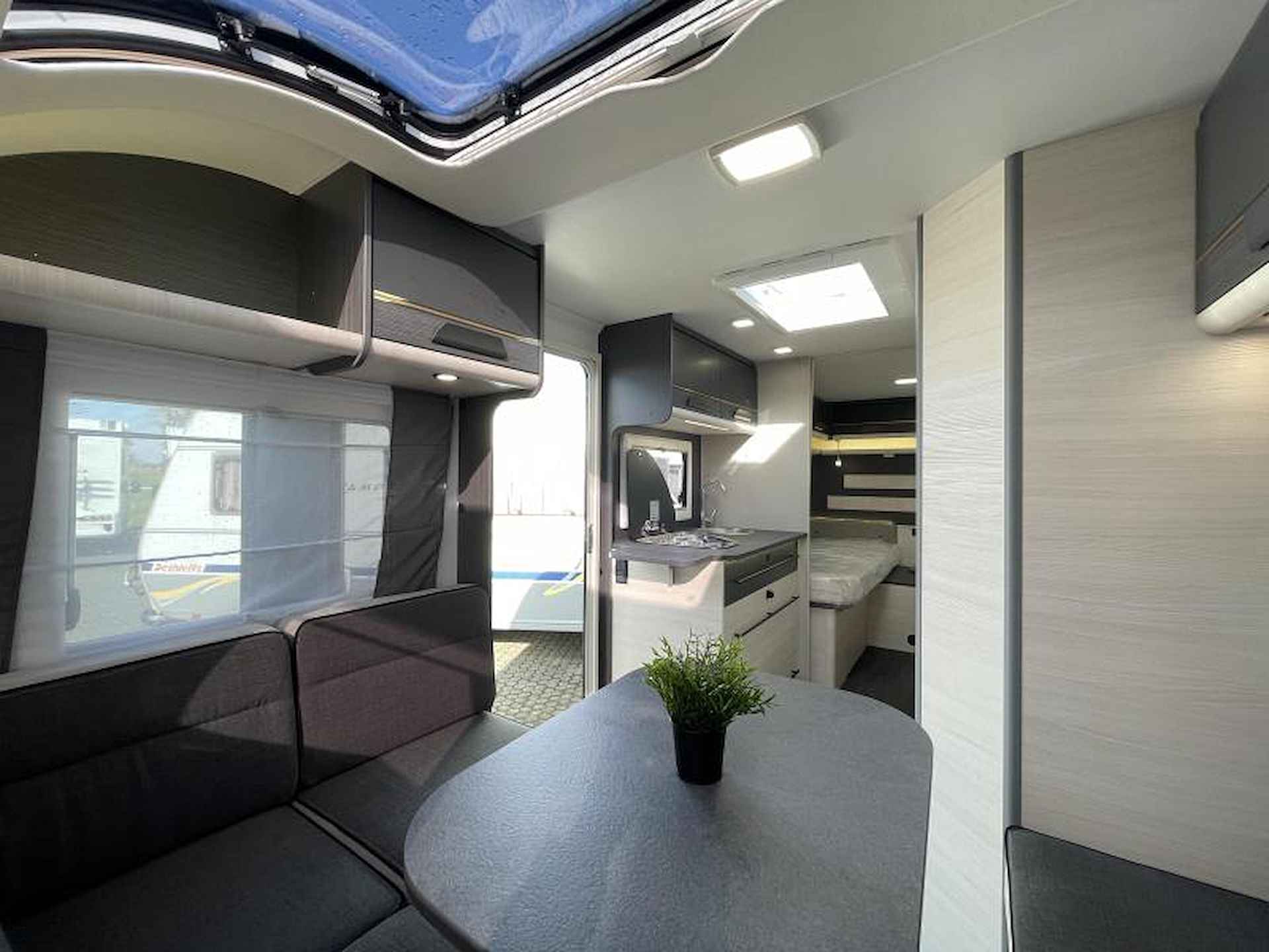 Caravelair Exclusive-Line 522 -NIEUW- Enkele bedden - 14/25