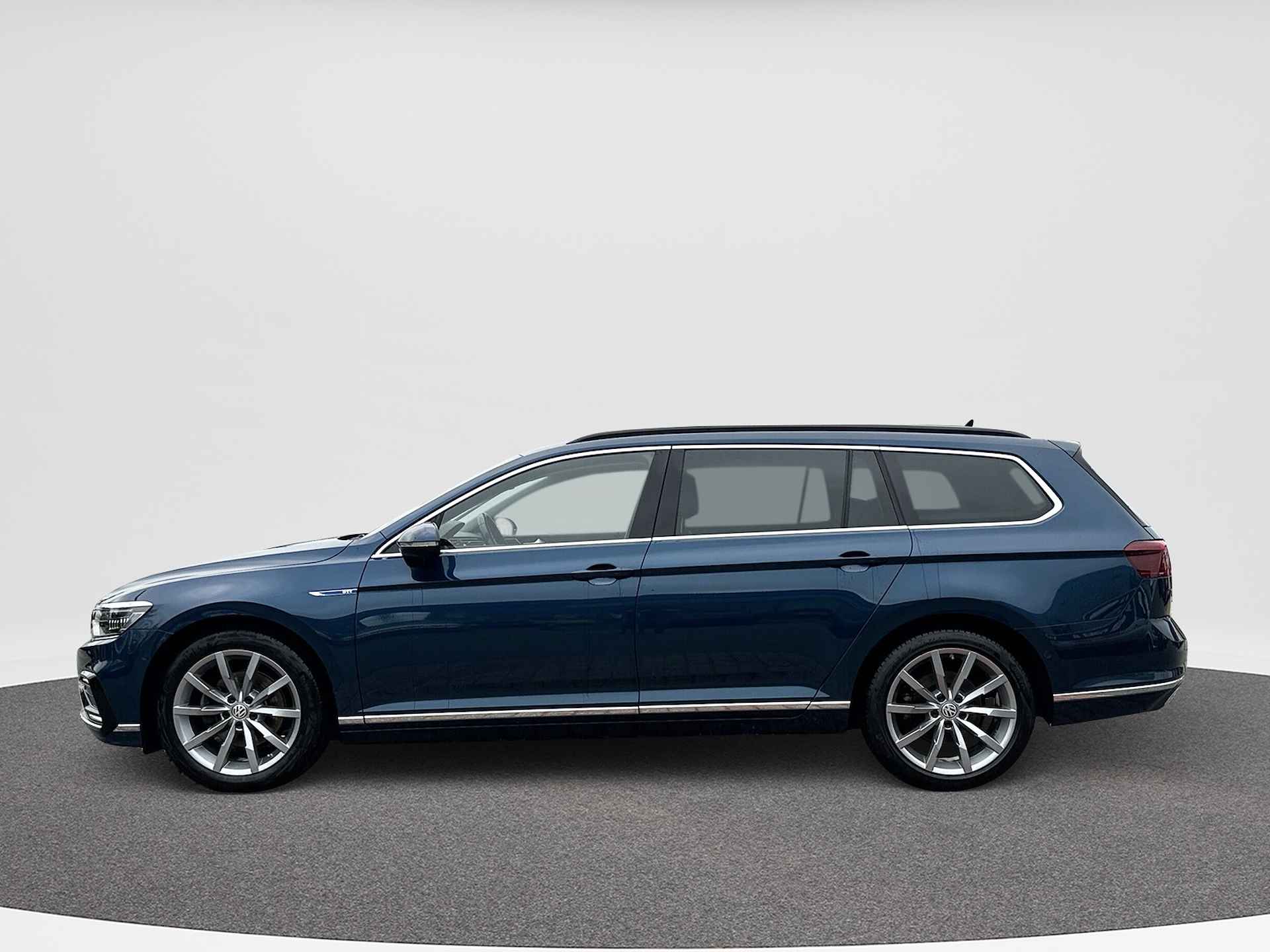 Volkswagen Passat Variant 1.4 TSI 218 pk PHEV GTE | IQ Light | Leder | Pano Dak | Trekhaak | Area View | - 10/30