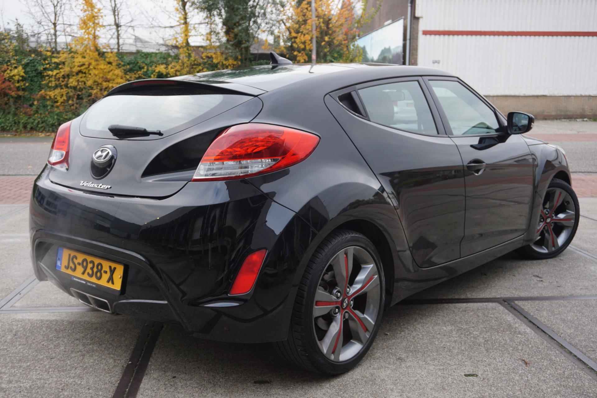 Hyundai Veloster 1.6 GDI i-Catcher * 1 Jaar Bovag * Airco * Cruise Leder * PDC * - 5/26