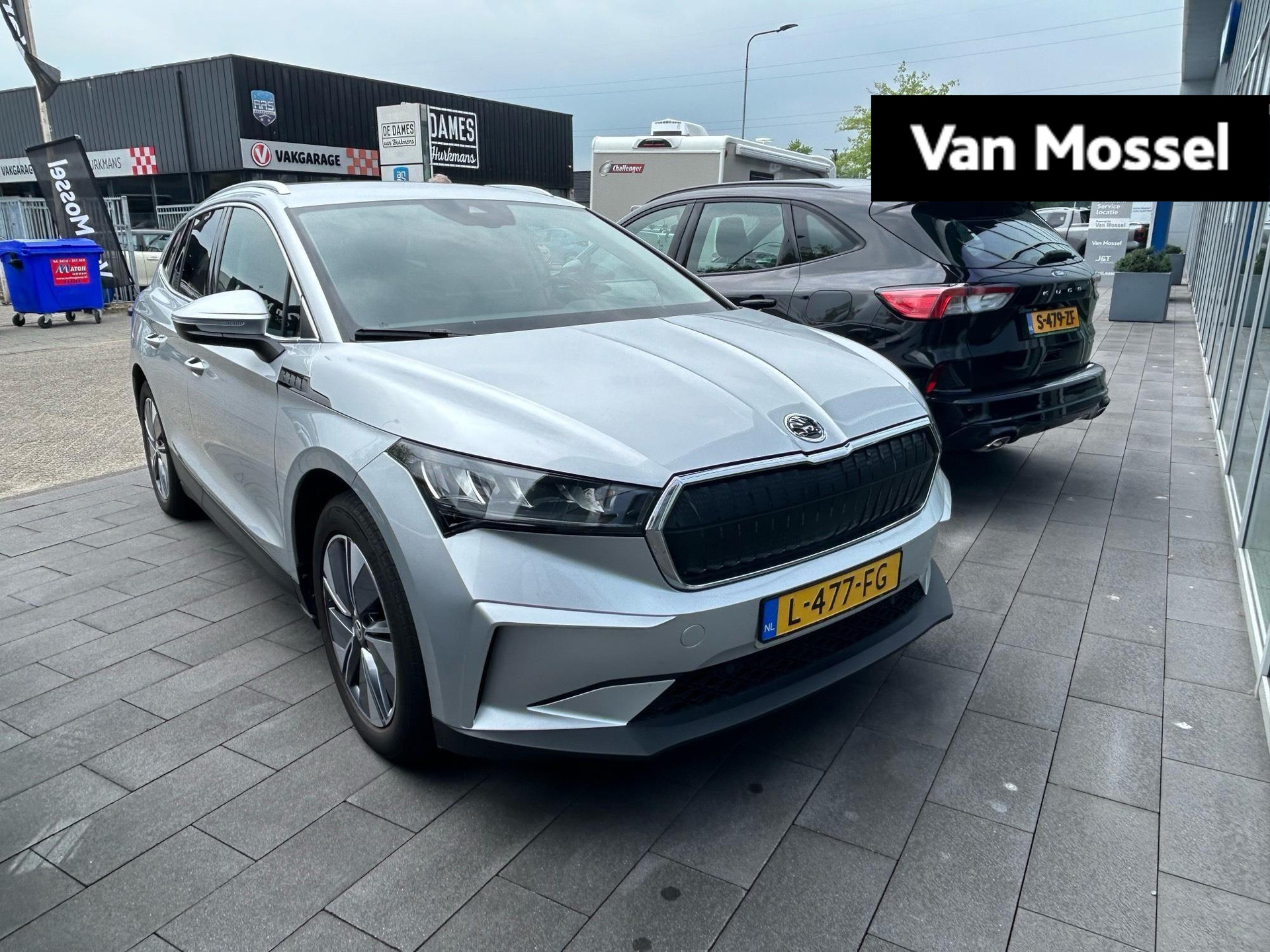 Skoda Enyaq iV 60 58 kWh 180 PK | Automaat | LED Koplampen | Navigatie | Lederen bekleding | Apple Carplay/Android Auto | Climate Control | Cruise Control | Parkeersensoren | Lichtmetalen velgen |