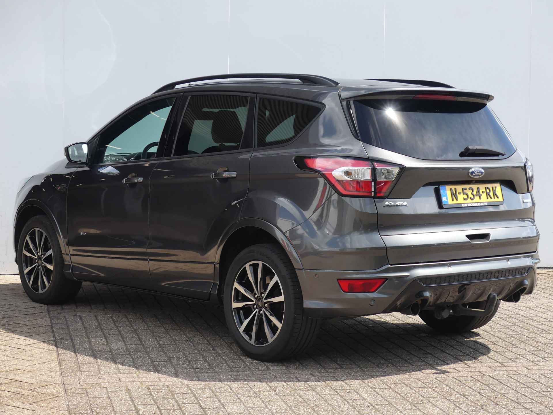 Ford Kuga 1.5 EcoBoost 180PK ST-Line AWD Automaat | Schuif/kanteldak |Trekhaak | Stoel-/stuurverwarming | Xenon | Camera | Climate Control - 2/36