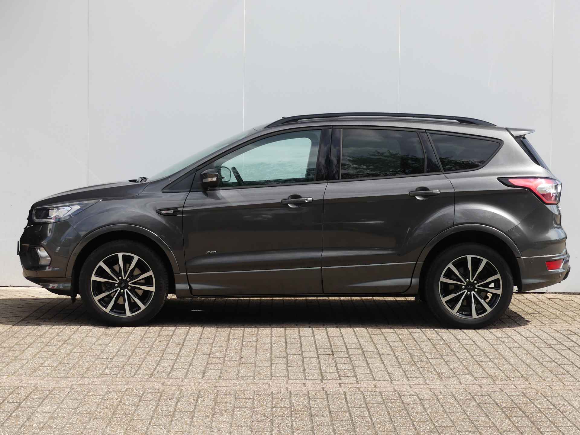 Ford Kuga 1.5 EcoBoost 180PK ST-Line AWD Automaat | Schuif/kanteldak |Trekhaak | Stoel-/stuurverwarming | Xenon | Camera | Climate Control - 3/36