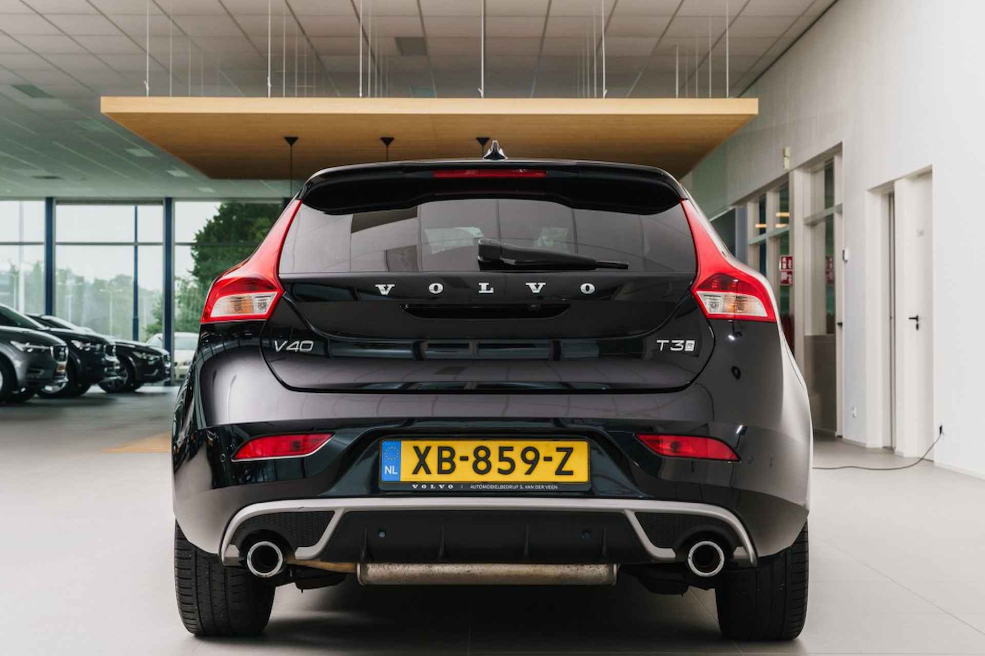 VOLVO V40 T3 Geartronic Polar+ Sport Rdesign - 14/23