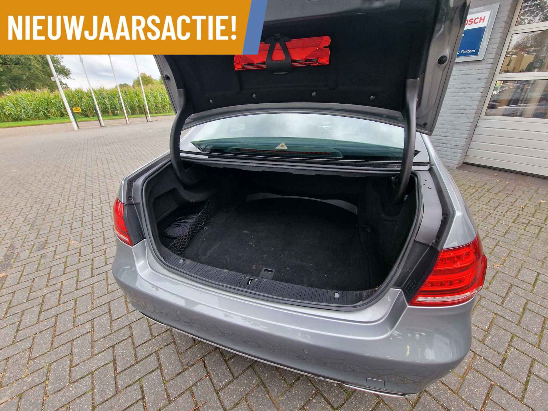 Mercedes E-klasse 200 Ambition Avantgarde 184PK|Automaat|LED|PDC|Navi|half-leder| - 13/16