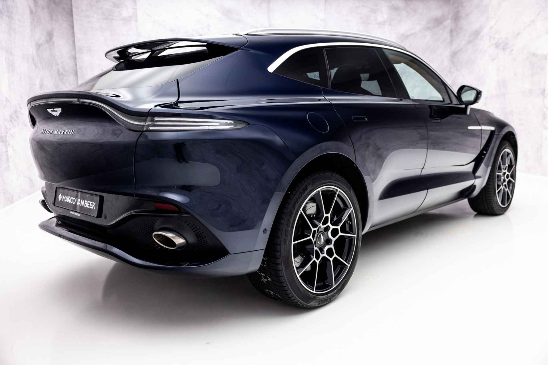 Aston Martin Dbx 4.0 V8 | Indulgence Pack | DB Elegance | Premium Audio | NL Auto - 94/98
