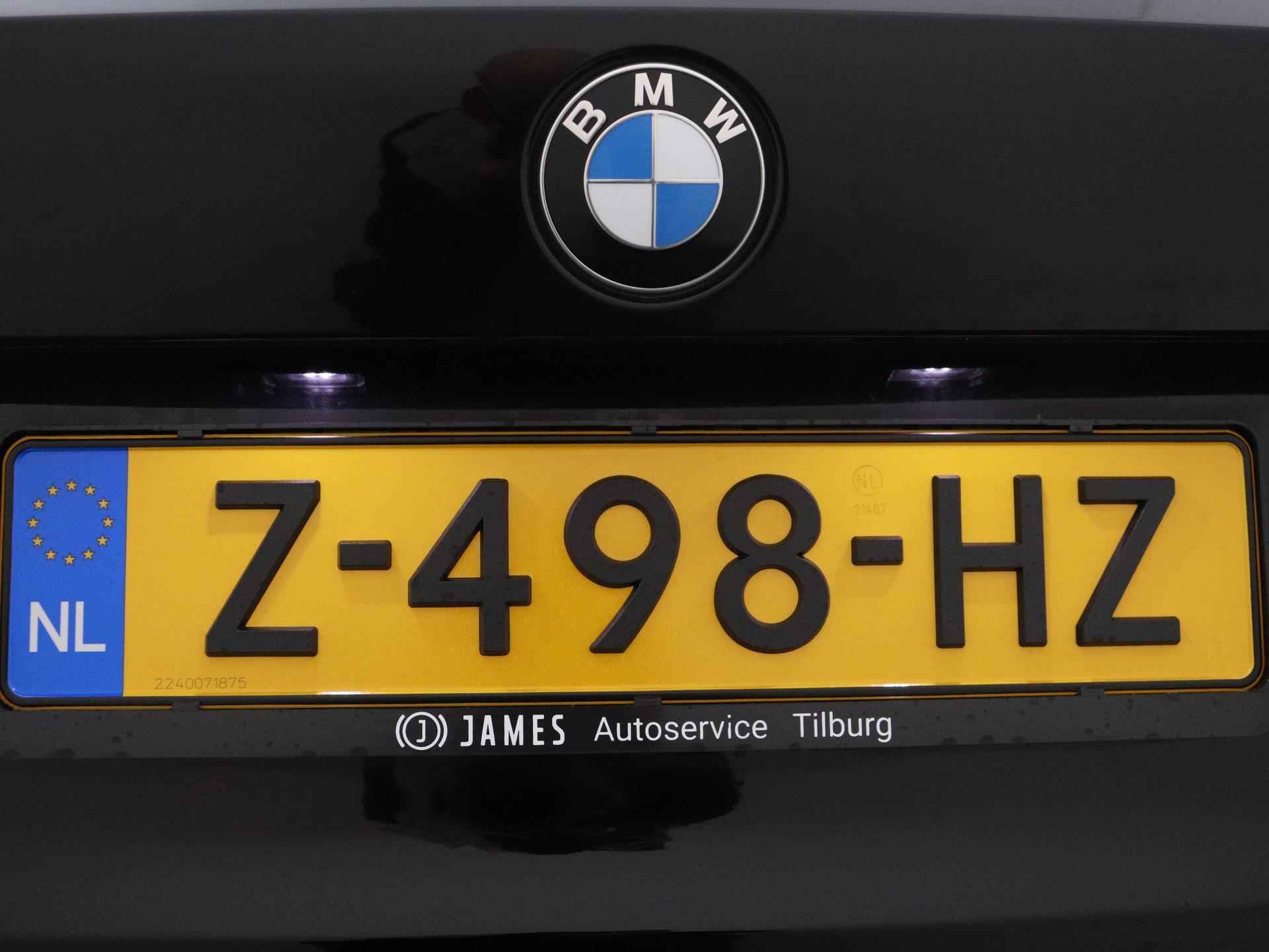 BMW 3-serie Touring 330e 292PK Plug-In Hybrid LIVE-COCKPIT LED CARPLAY - 19/40