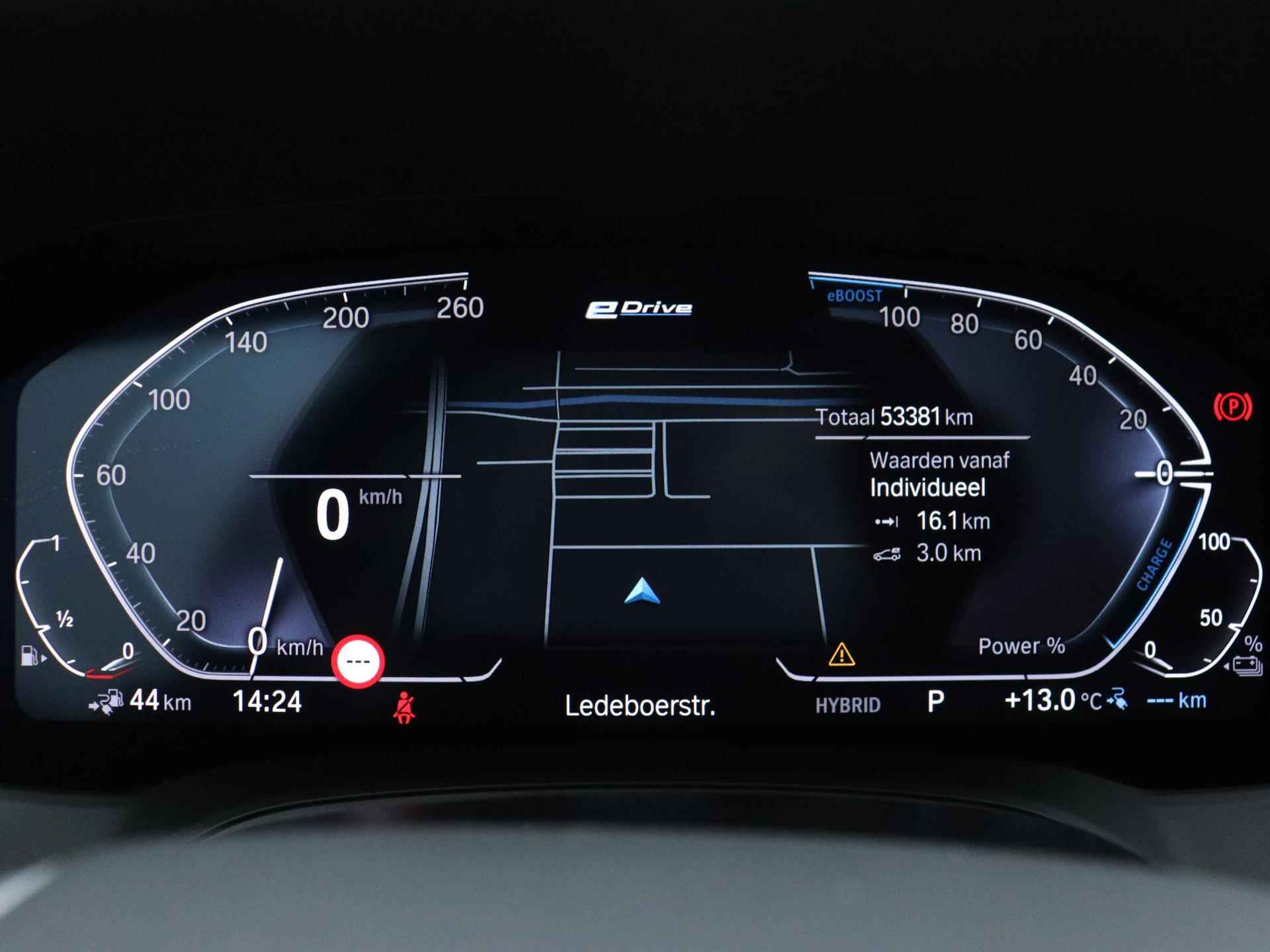 BMW 3-serie Touring 330e 292PK Plug-In Hybrid LIVE-COCKPIT LED CARPLAY - 28/40