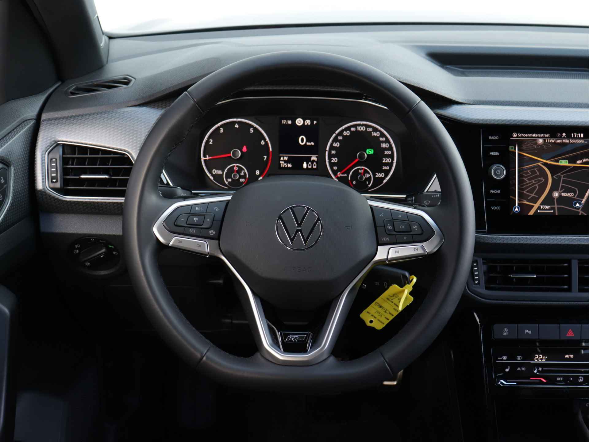 Volkswagen T-Cross 1.0 TSI R-Line 110pk Automaat | Navigatie | Stoelverwarming | Parkeersensoren | 18" Velgen | - 9/41